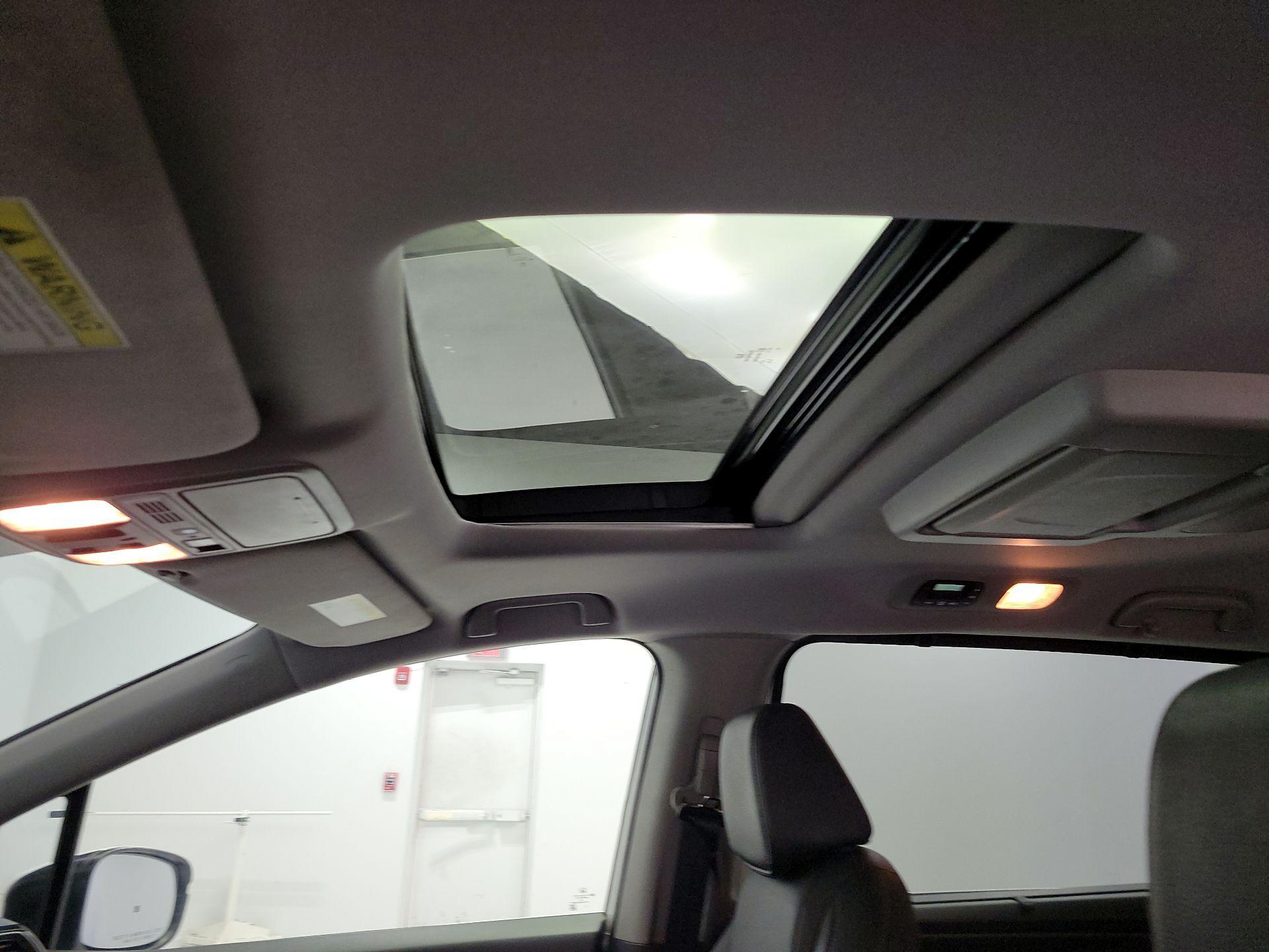 Thumbnail: 2022 Honda Odyssey - 20