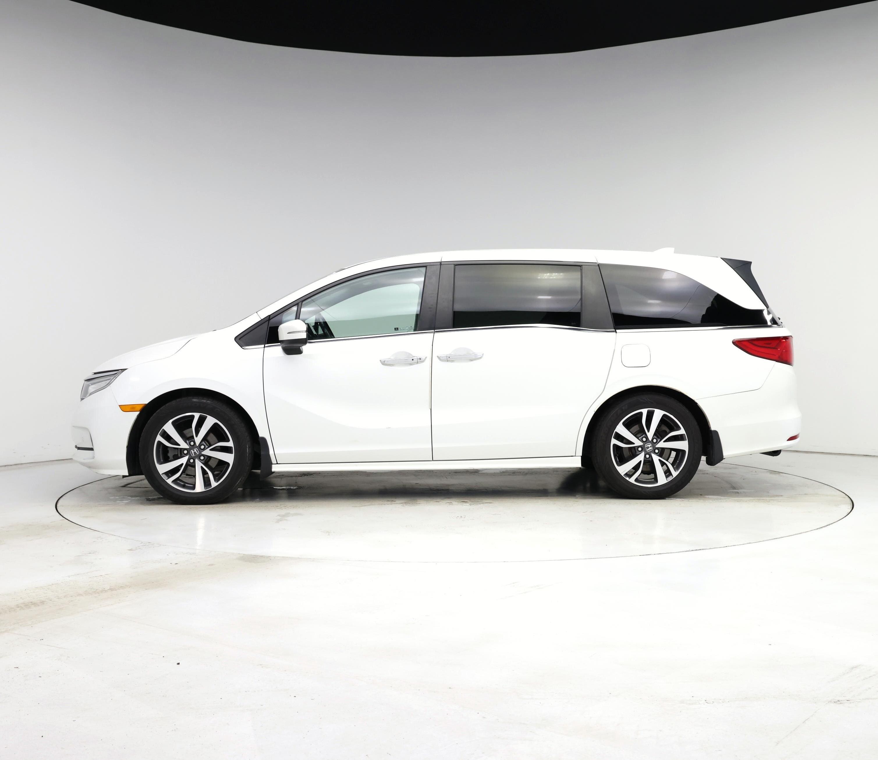 Thumbnail: 2022 Honda Odyssey - 3