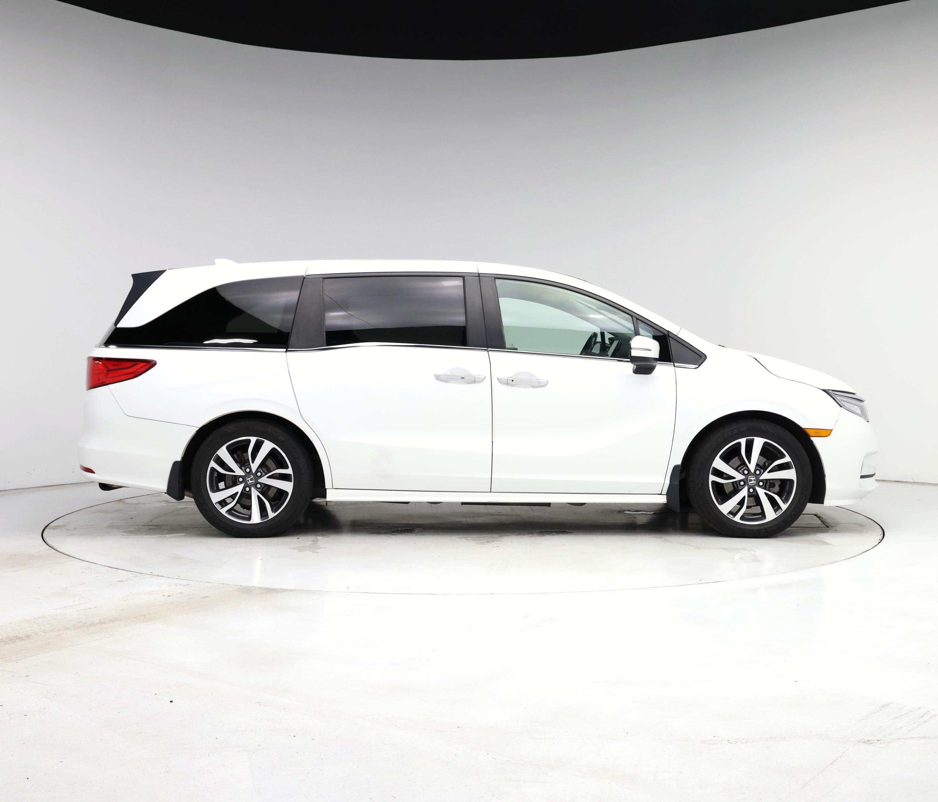 Thumbnail: 2022 Honda Odyssey - 7