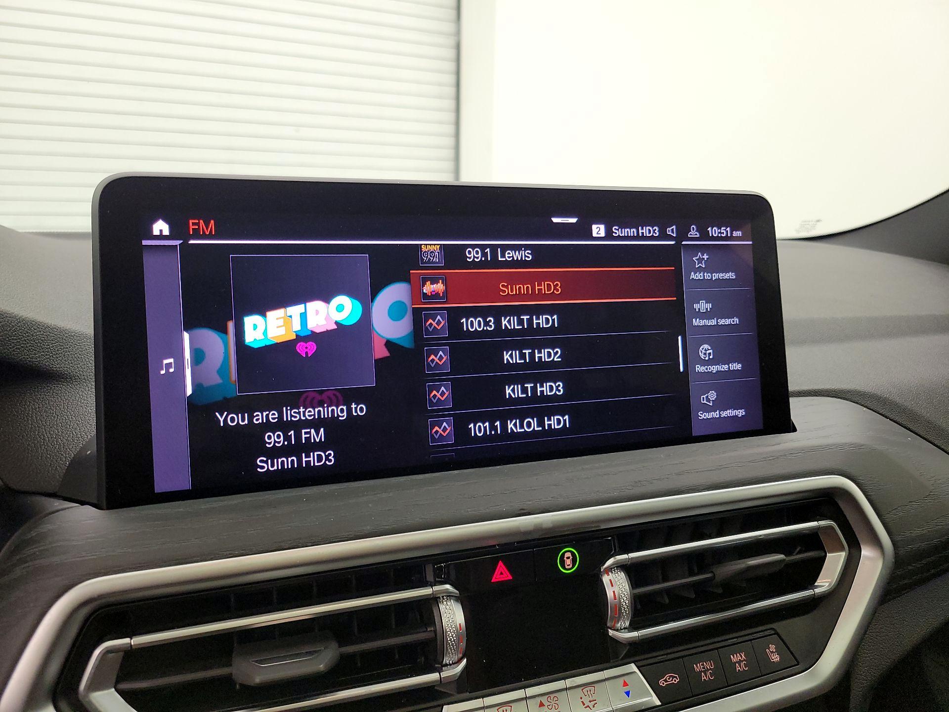 Thumbnail: 2023 BMW X4 - 16