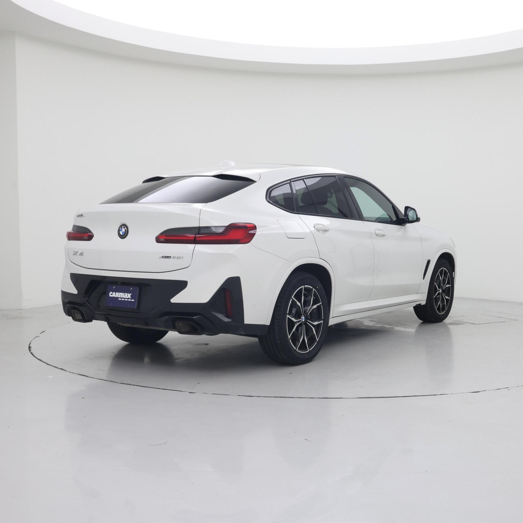 Thumbnail: 2023 BMW X4 - 8