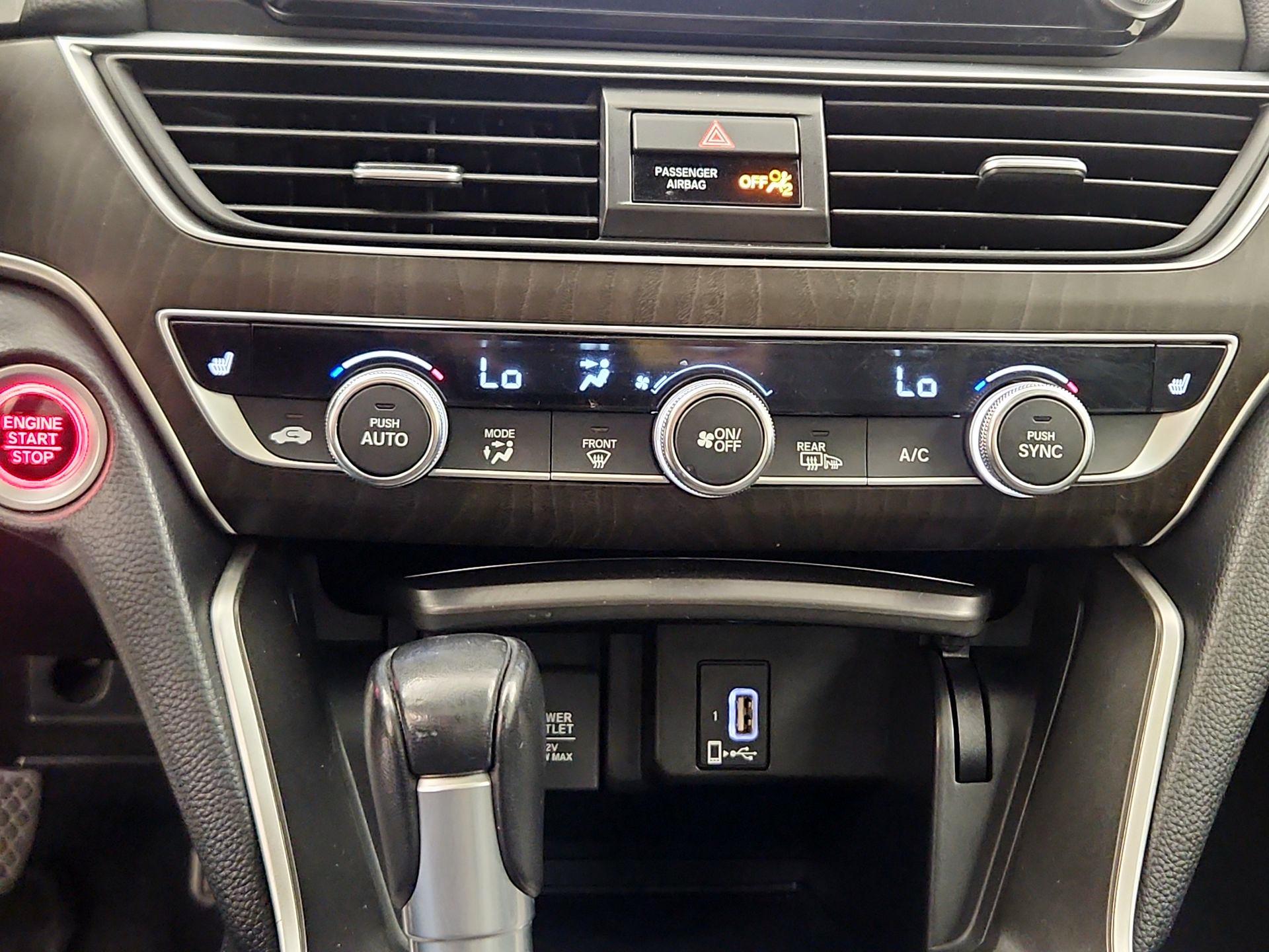 Thumbnail: 2018 Honda Accord - 14