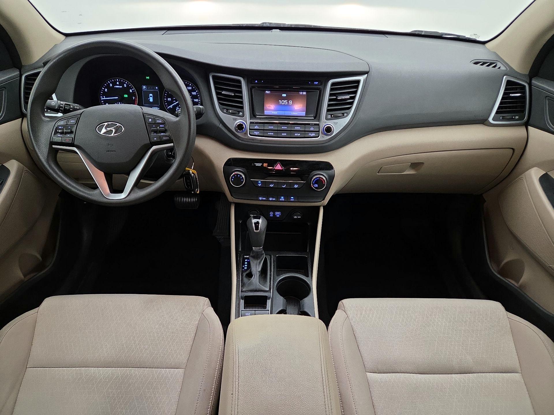 Thumbnail: 2016 Hyundai Tucson - 9
