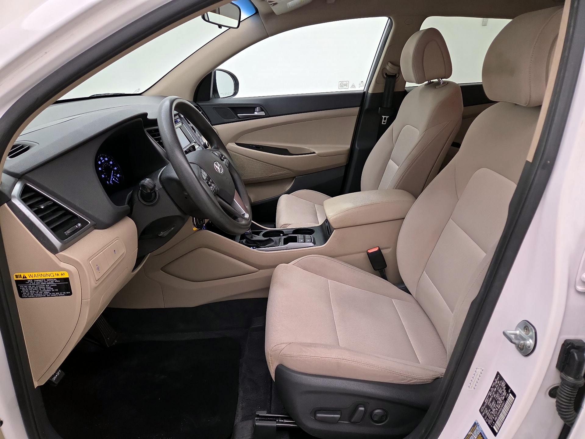 Thumbnail: 2016 Hyundai Tucson - 11