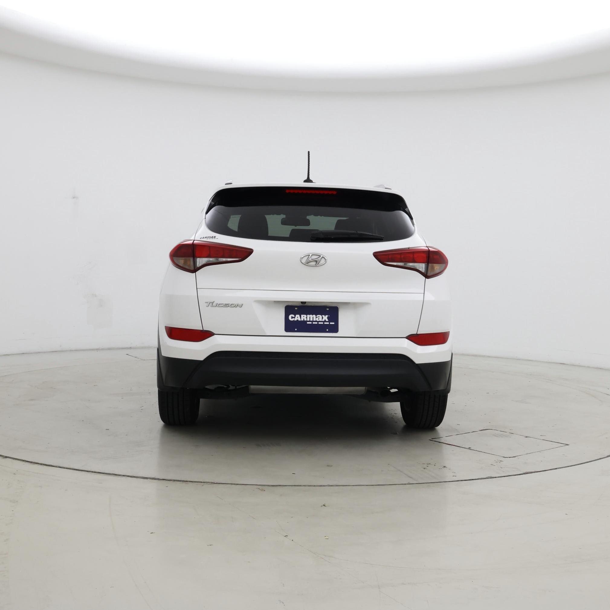 Thumbnail: 2016 Hyundai Tucson - 6