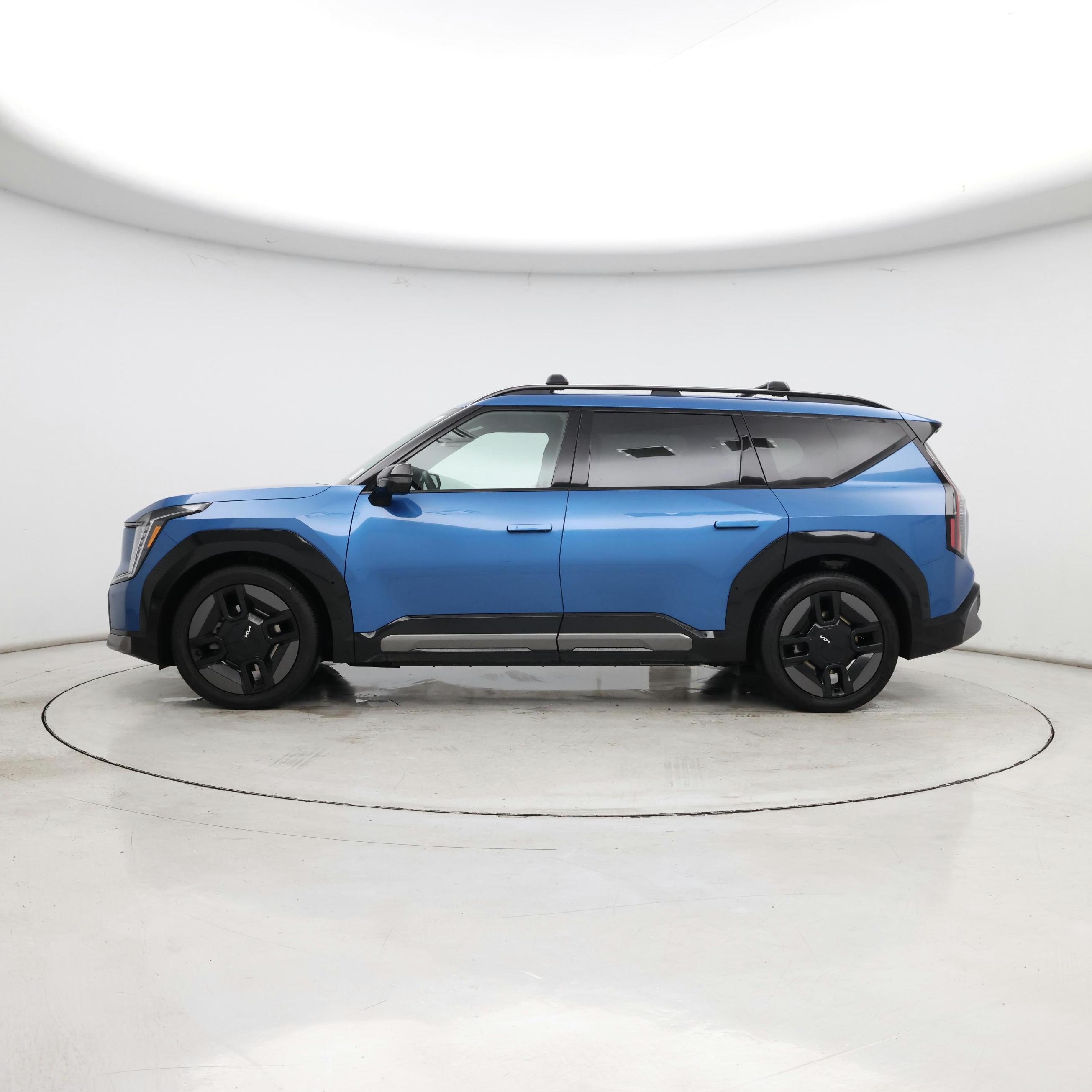 Thumbnail: 2024 Kia EV9 - 3
