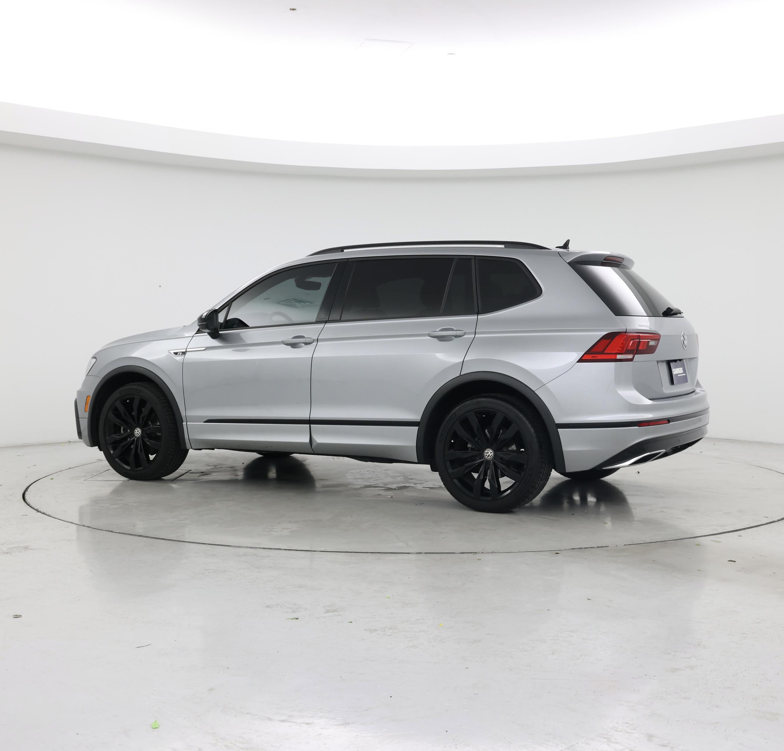 Thumbnail: 2021 Volkswagen Tiguan - 2