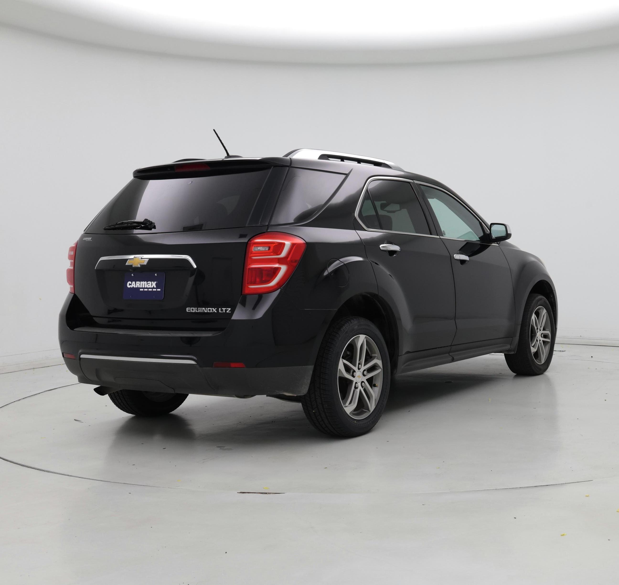 Thumbnail: 2016 Chevrolet Equinox - 8