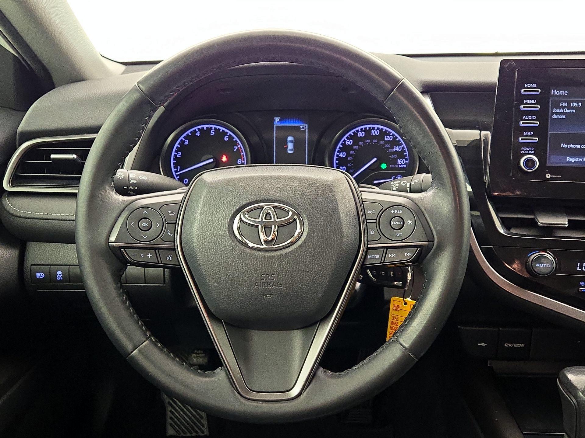Thumbnail: 2021 Toyota Camry - 10
