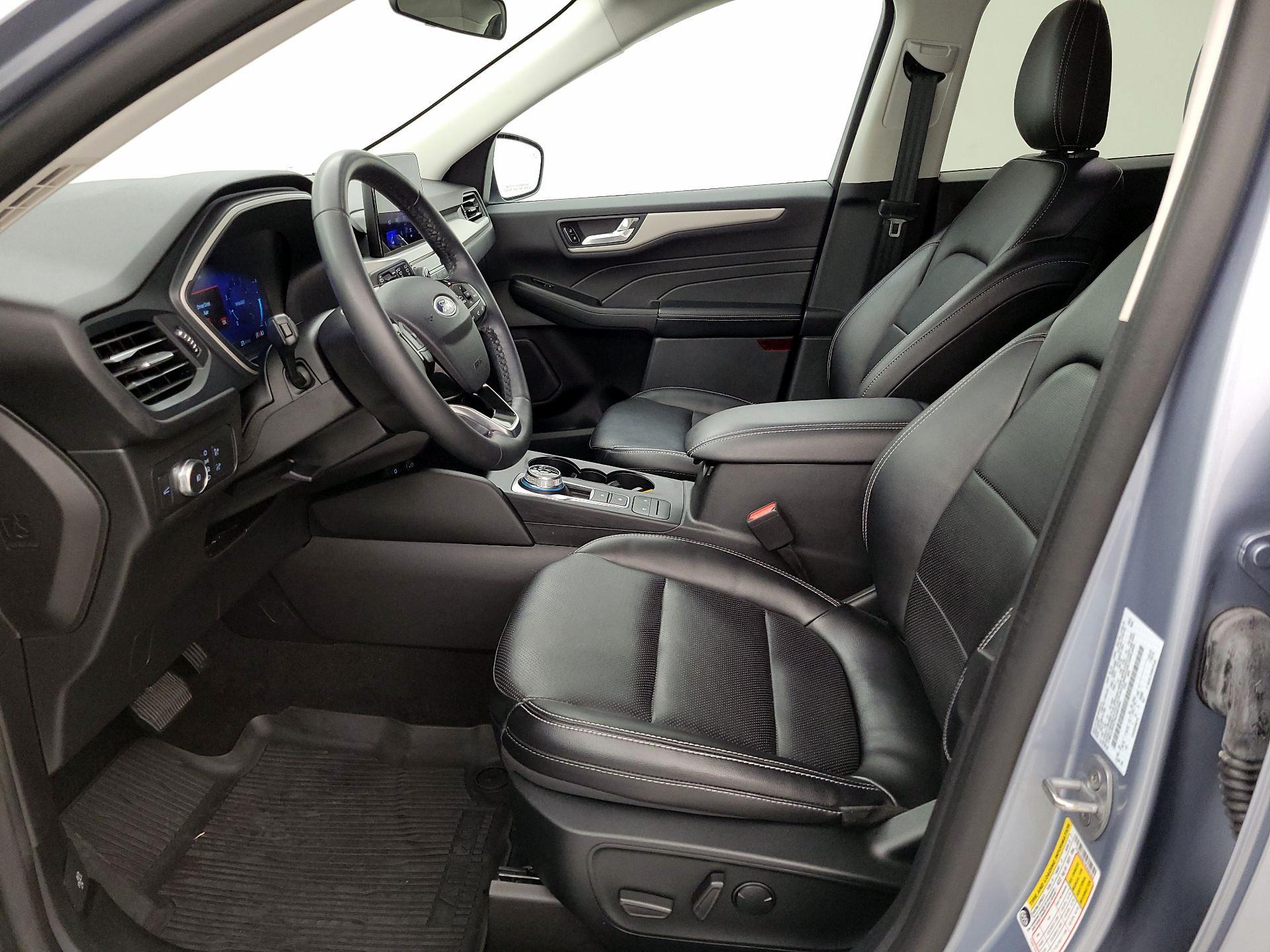 Thumbnail: 2022 Ford Escape - 11