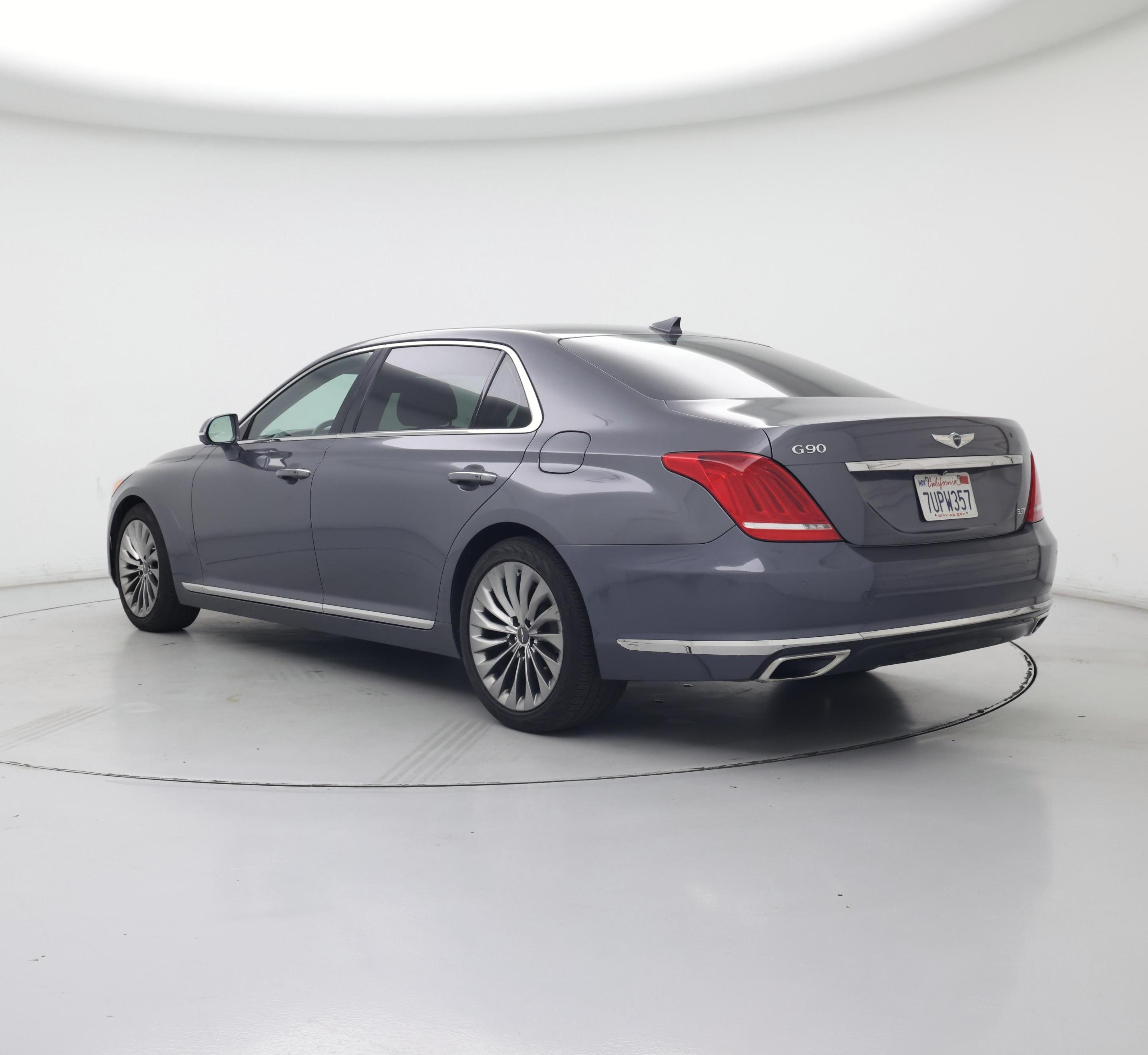 Thumbnail: 2017 Genesis G90 - 2