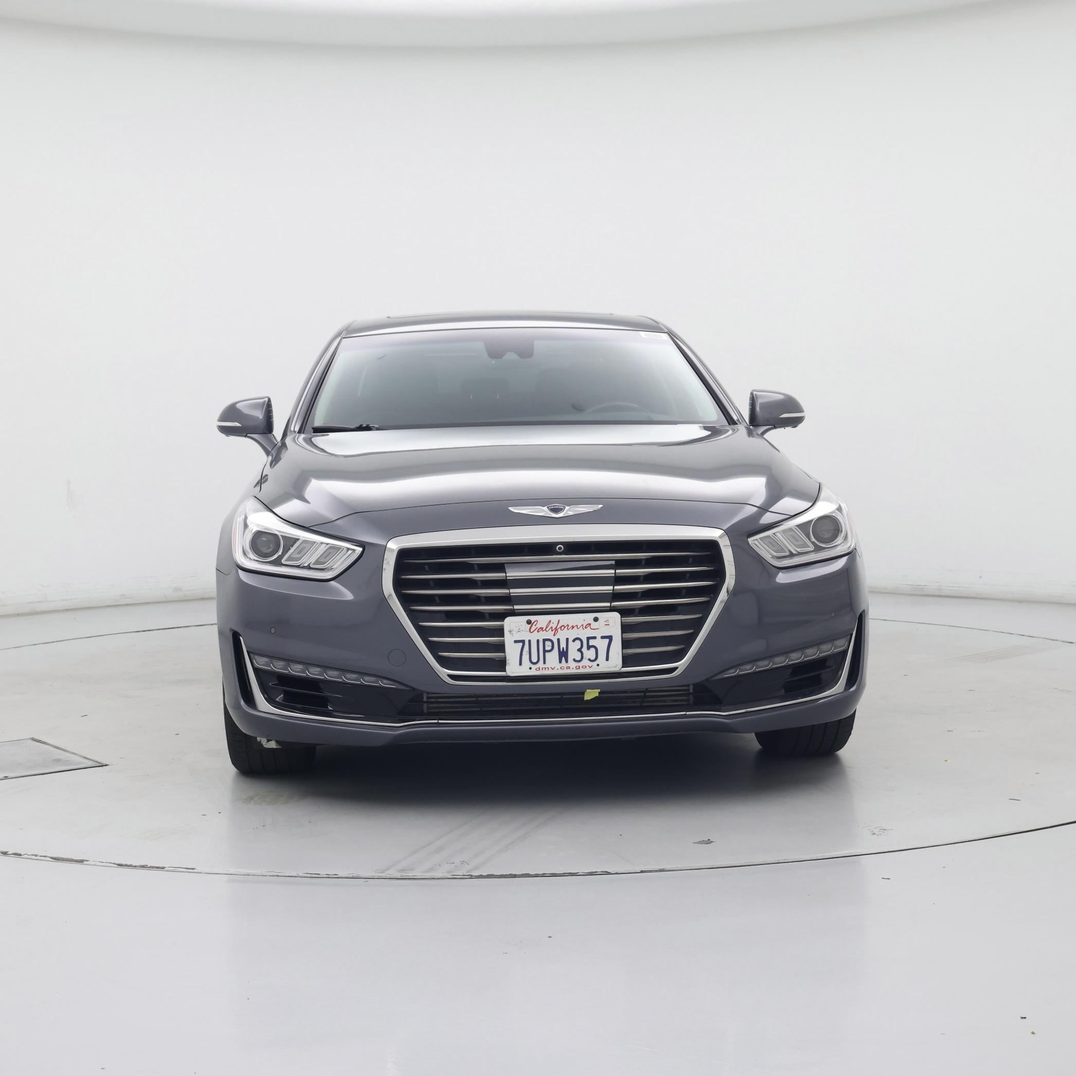 Thumbnail: 2017 Genesis G90 - 5