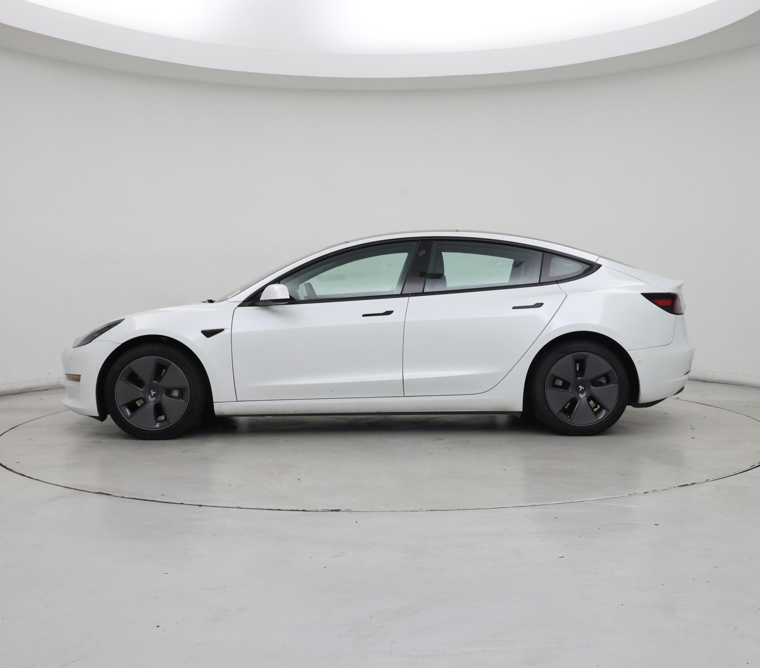 Thumbnail: 2022 Tesla Model 3 - 3