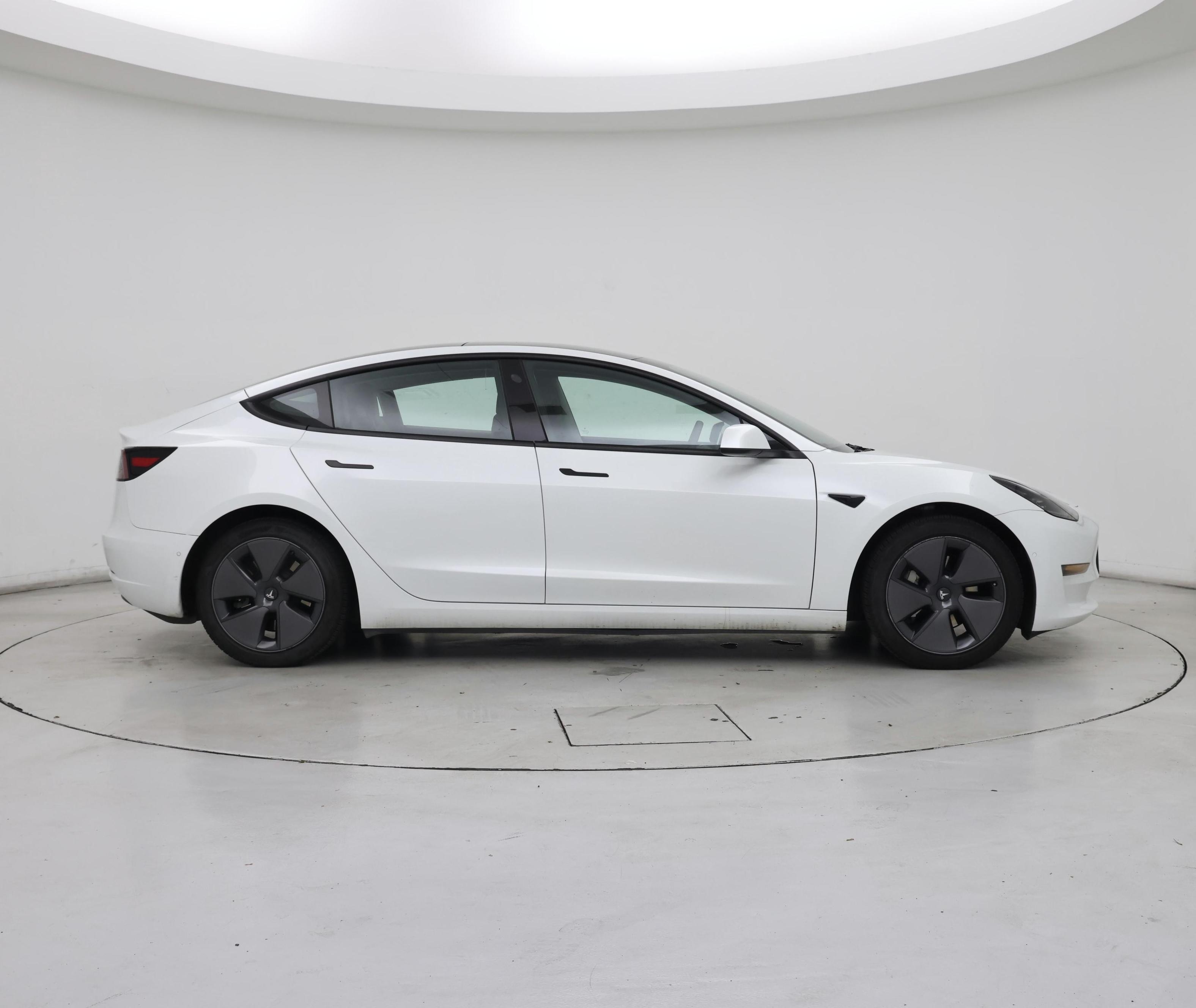 Thumbnail: 2022 Tesla Model 3 - 7