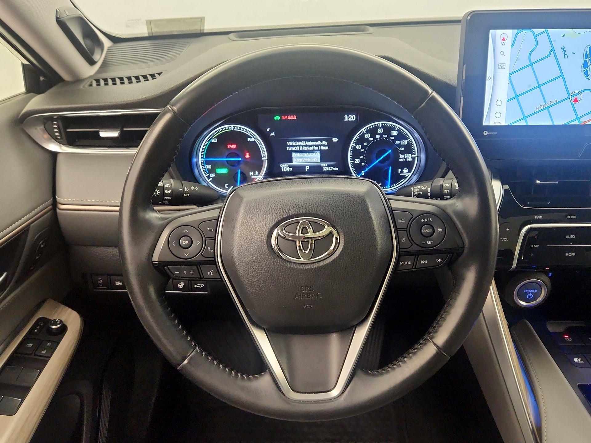 Thumbnail: 2022 Toyota Venza - 10