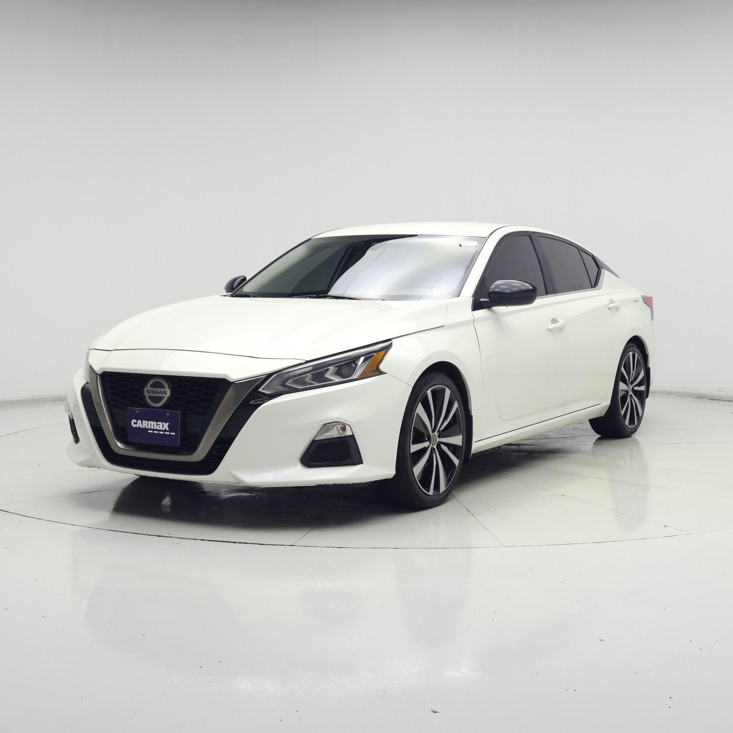 Thumbnail: 2020 Nissan Altima - 4
