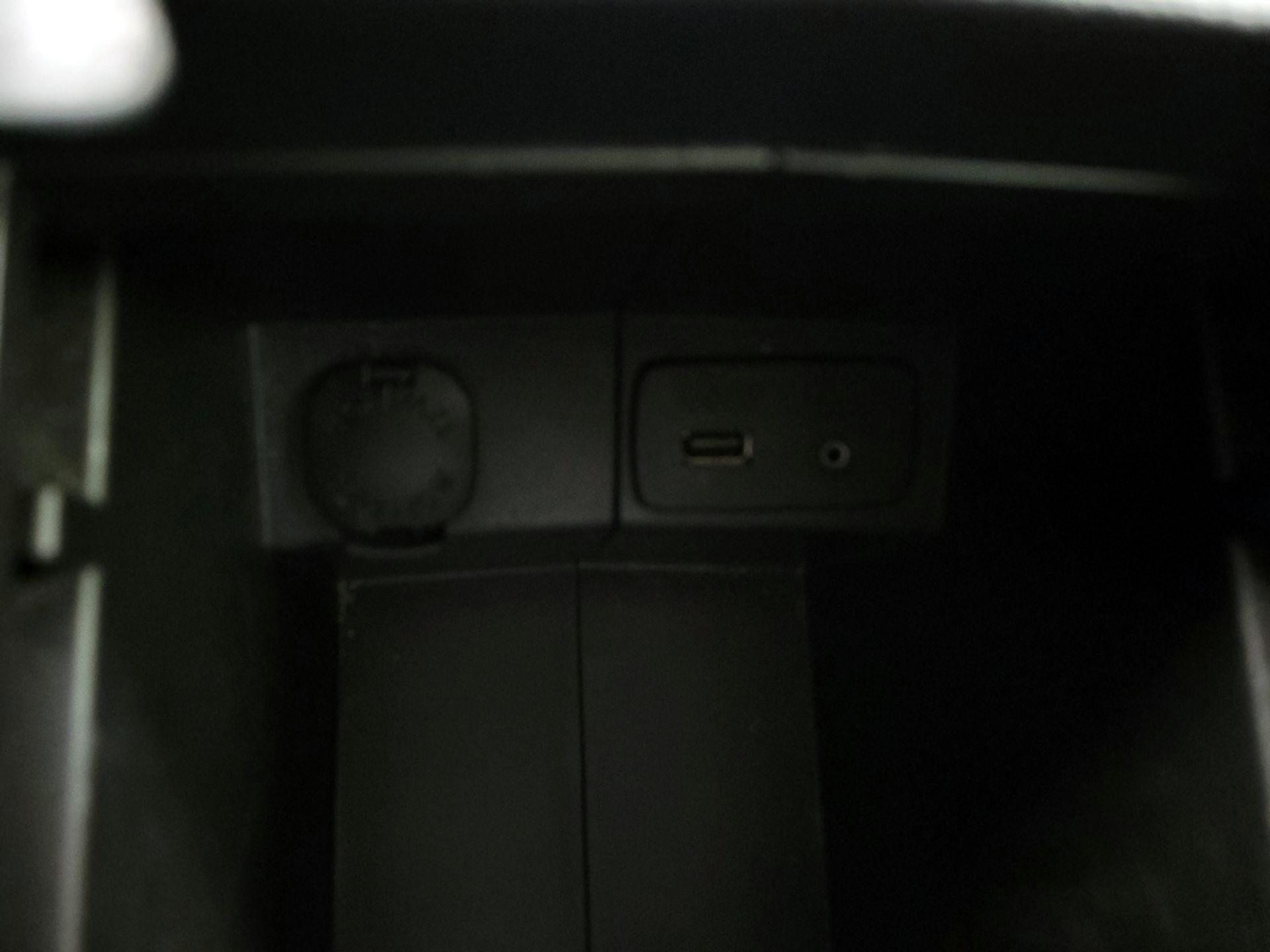 Thumbnail: 2014 Subaru Forester - 18