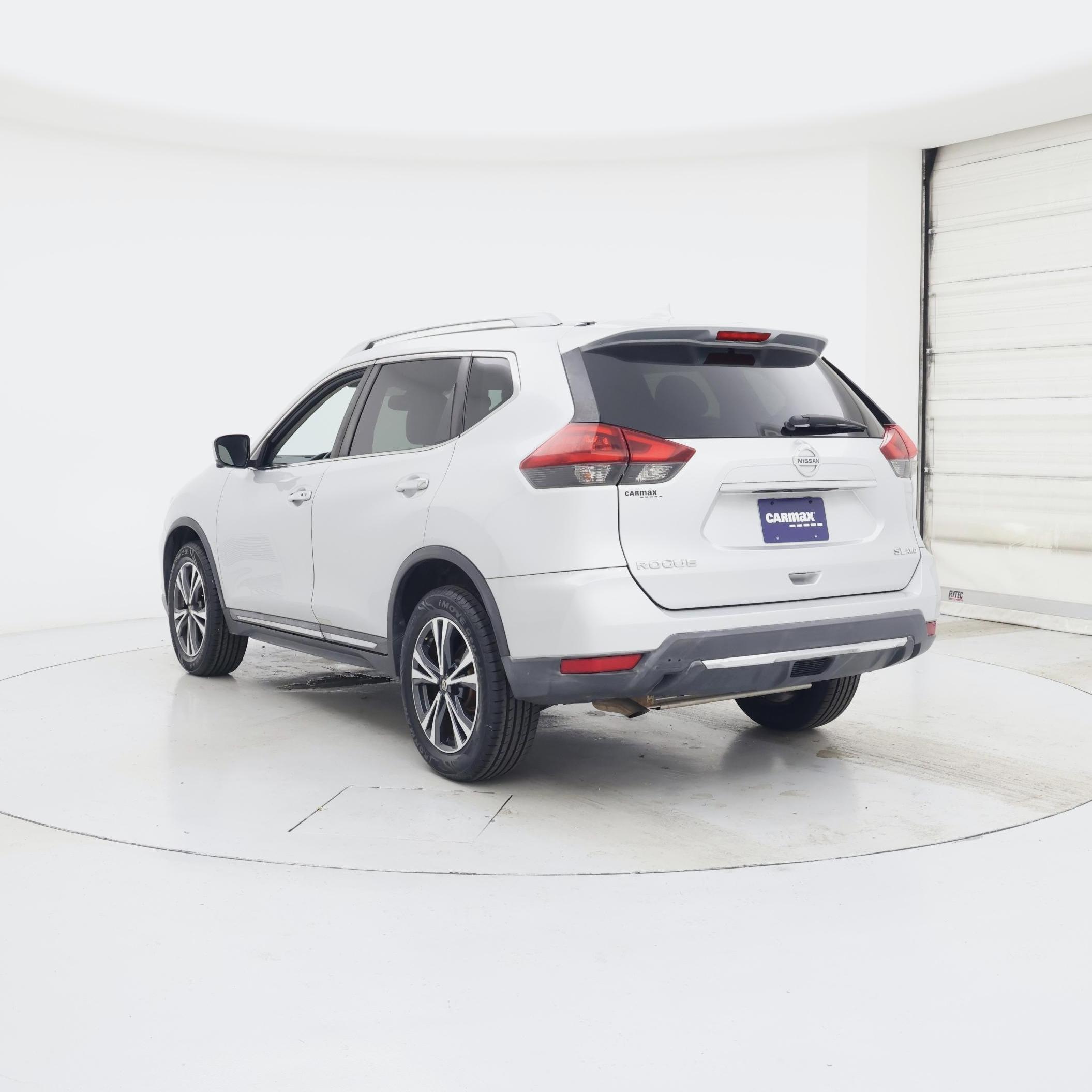 Thumbnail: 2018 Nissan Rogue - 2