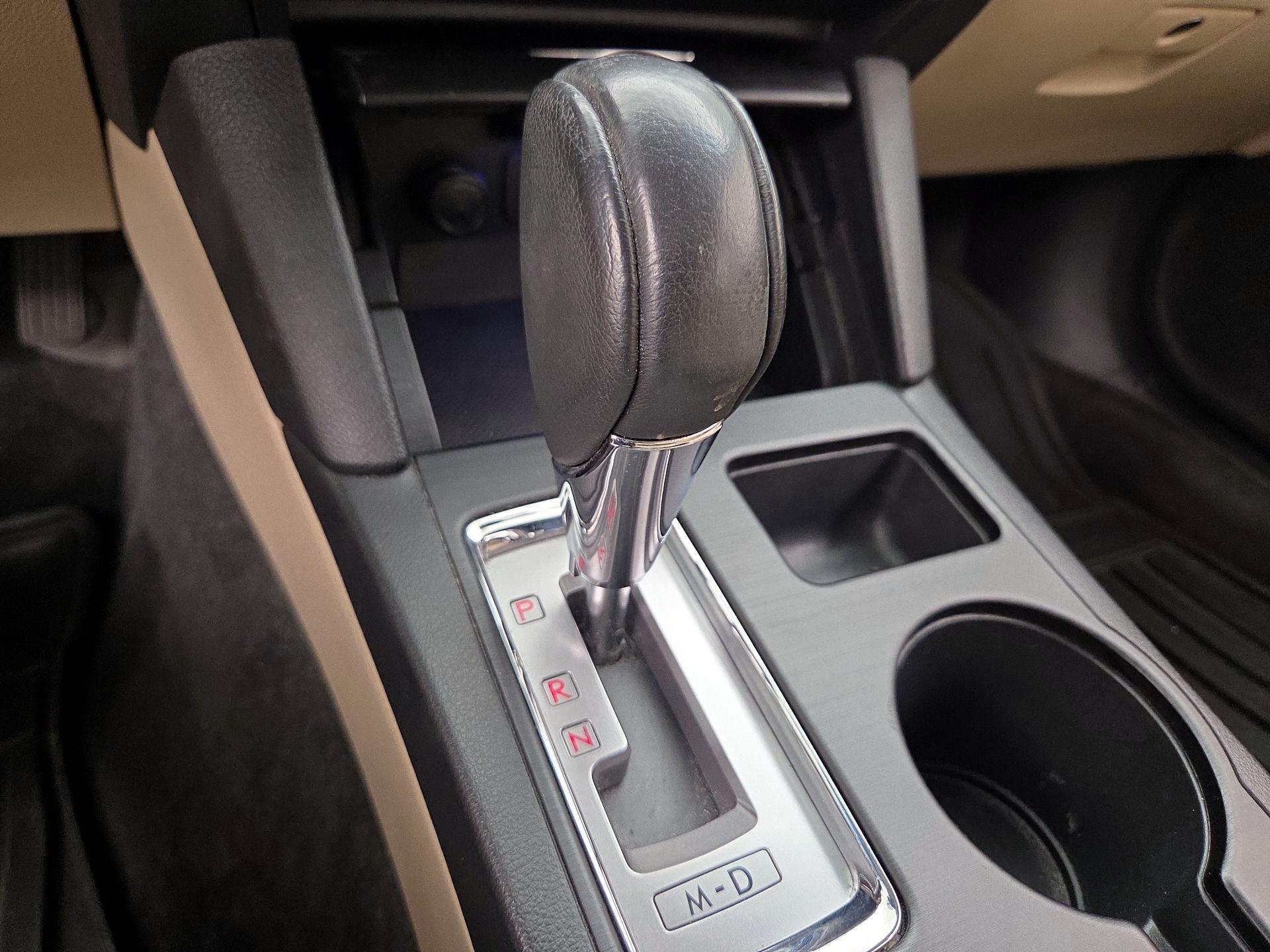 Thumbnail: 2015 Subaru Legacy - 18