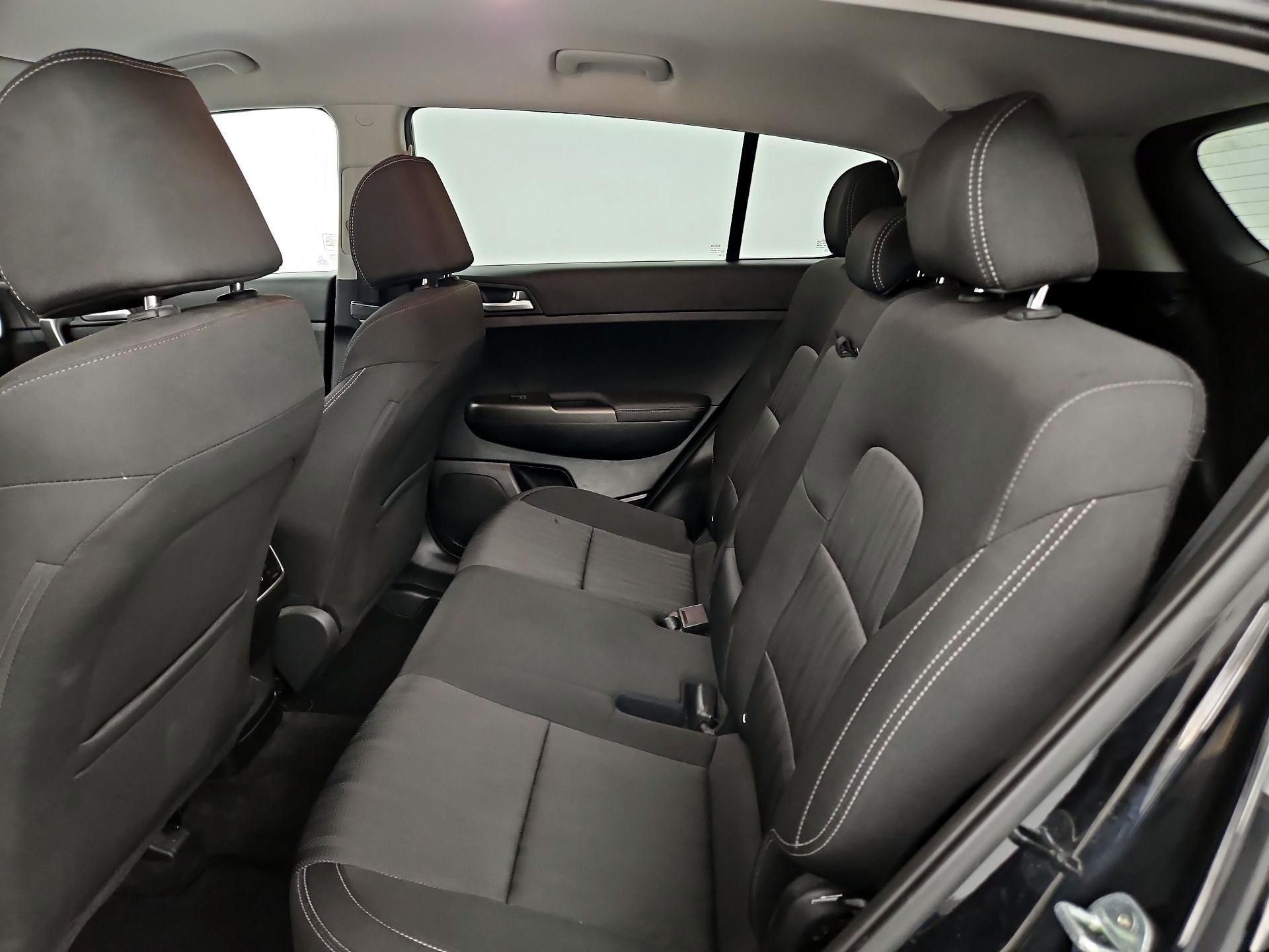 Thumbnail: 2021 Kia Sportage - 17
