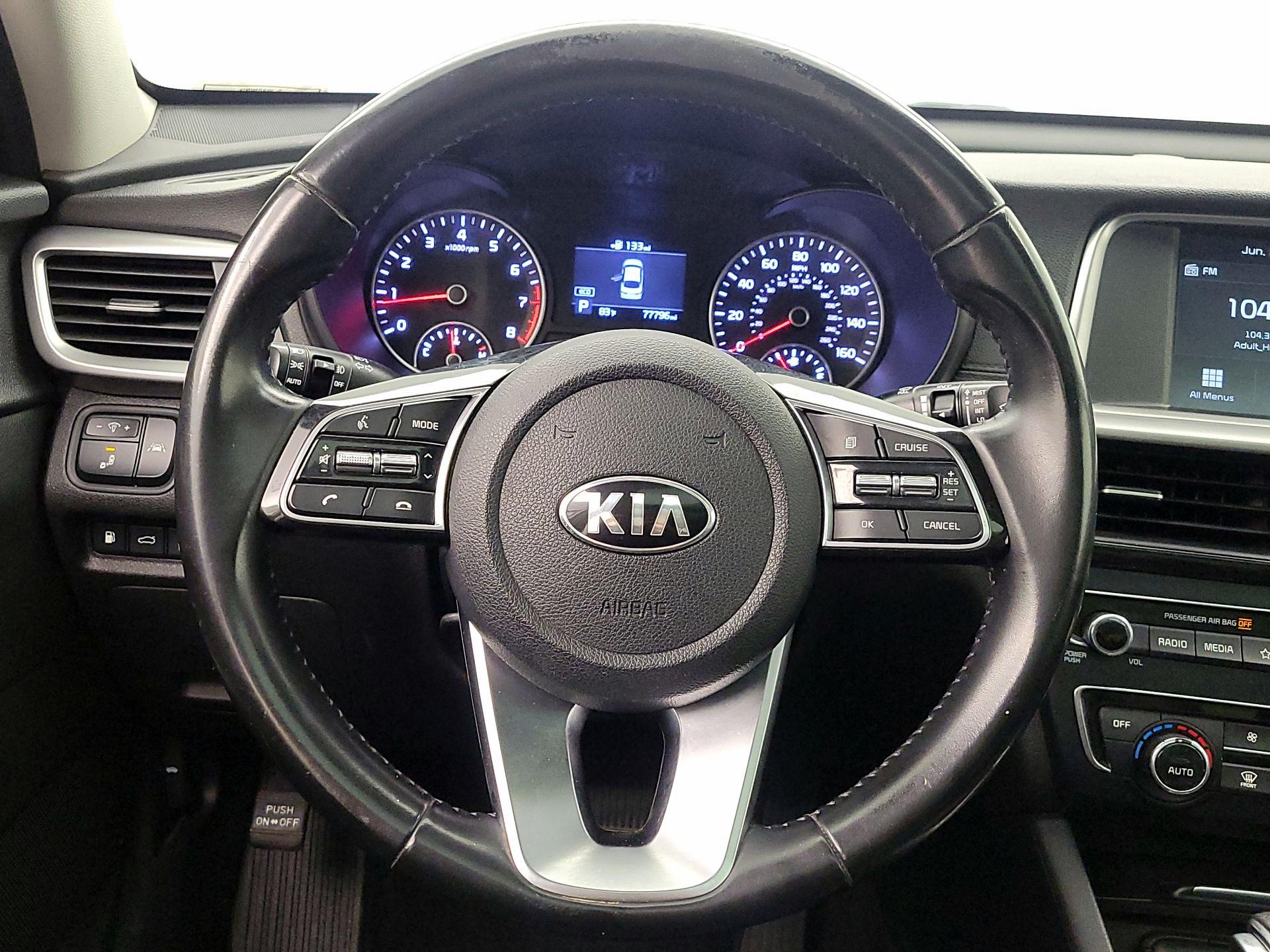Thumbnail: 2019 Kia Optima - 10