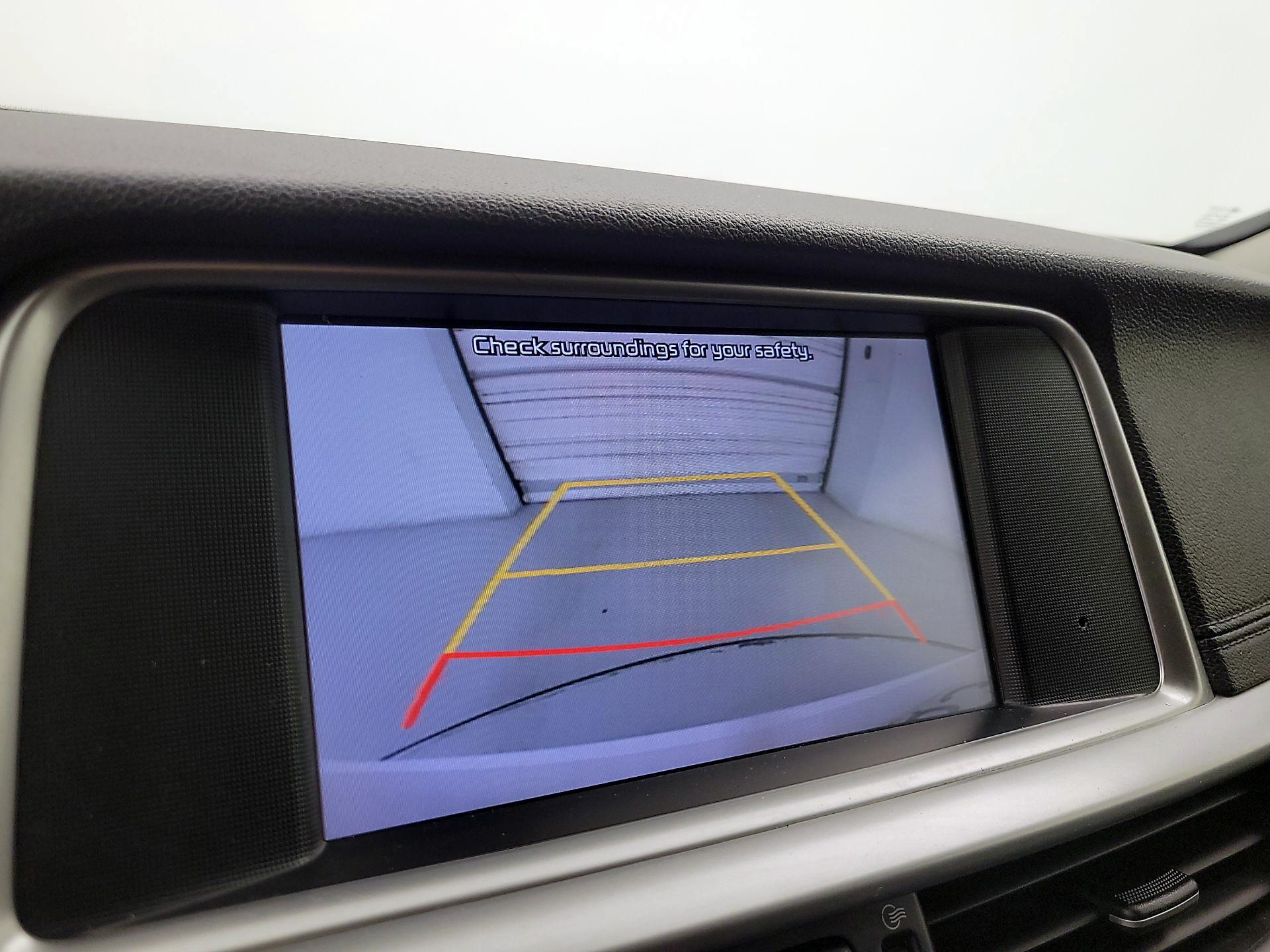 Thumbnail: 2019 Kia Optima - 14