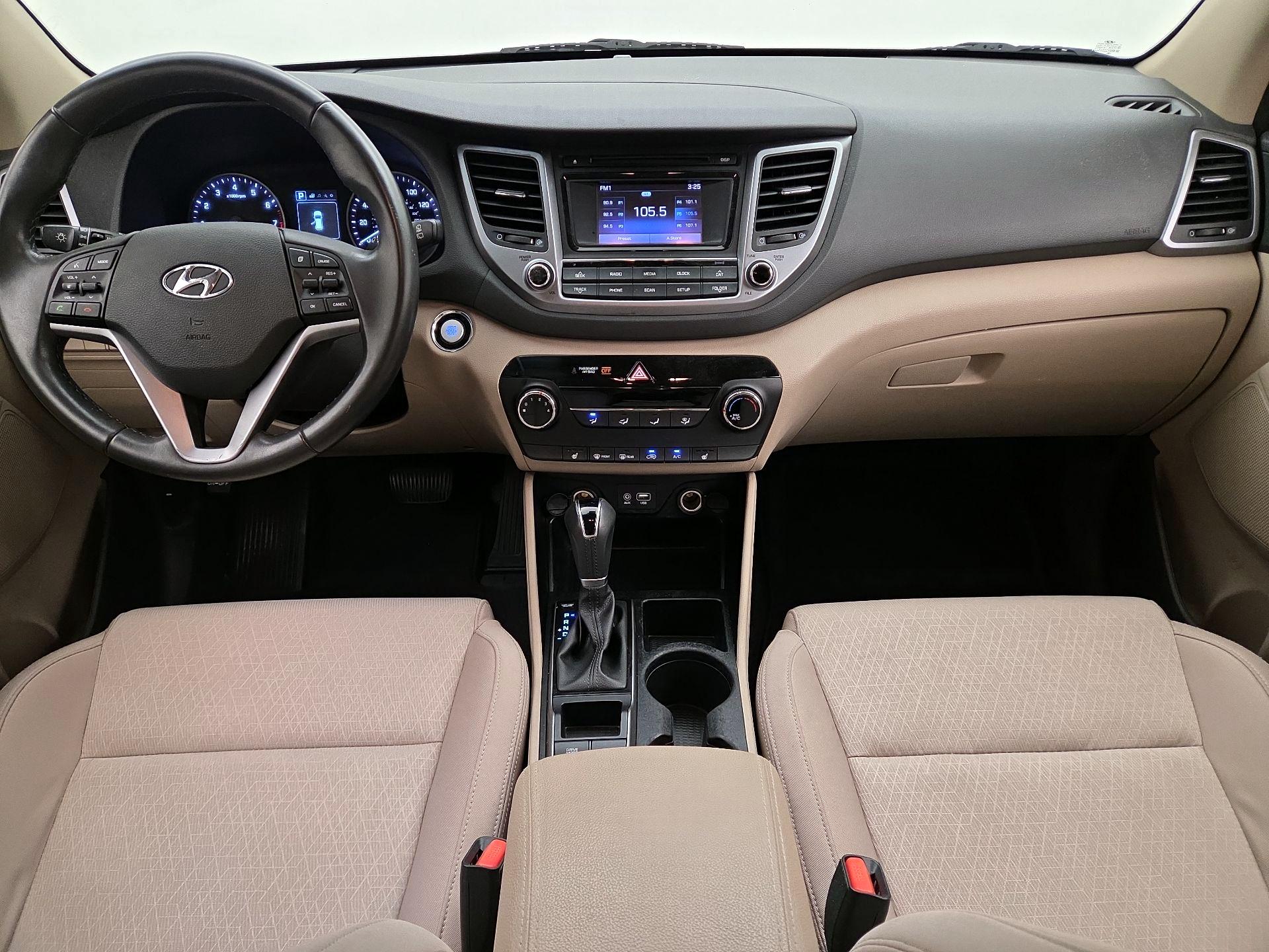Thumbnail: 2017 Hyundai Tucson - 9
