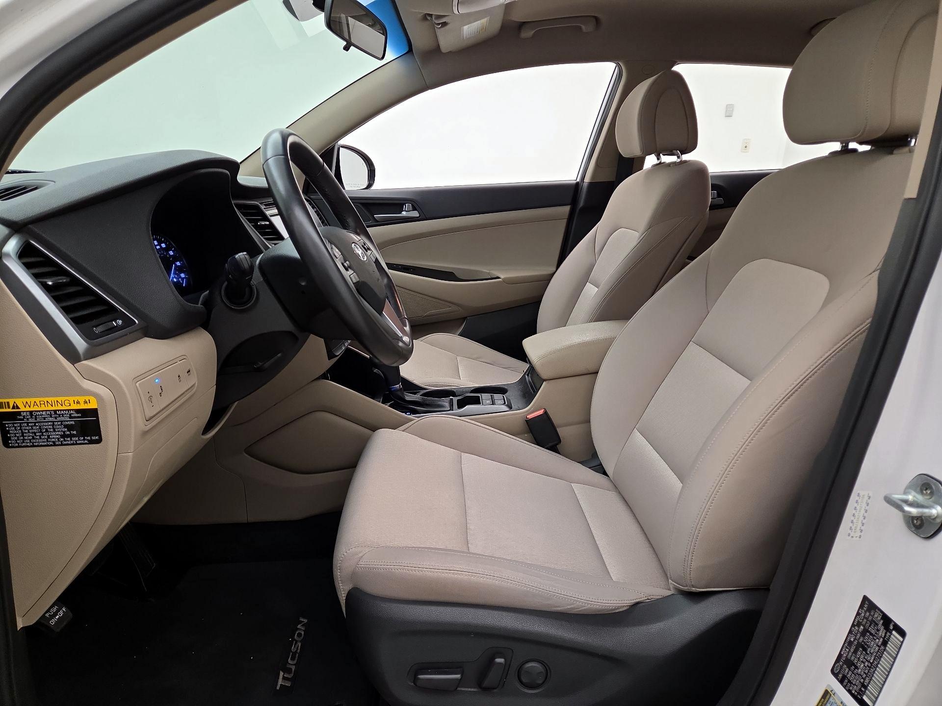 Thumbnail: 2017 Hyundai Tucson - 11