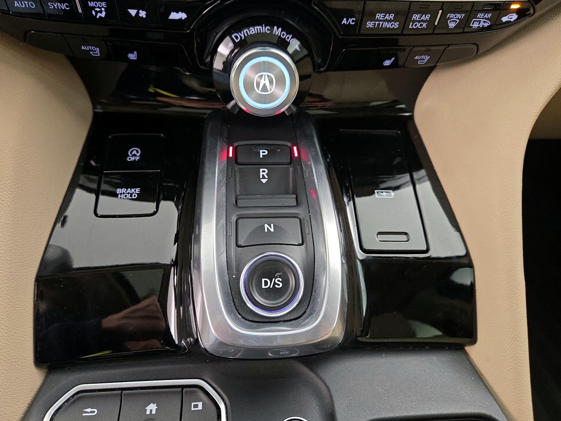 Thumbnail: 2022 Acura MDX - 17