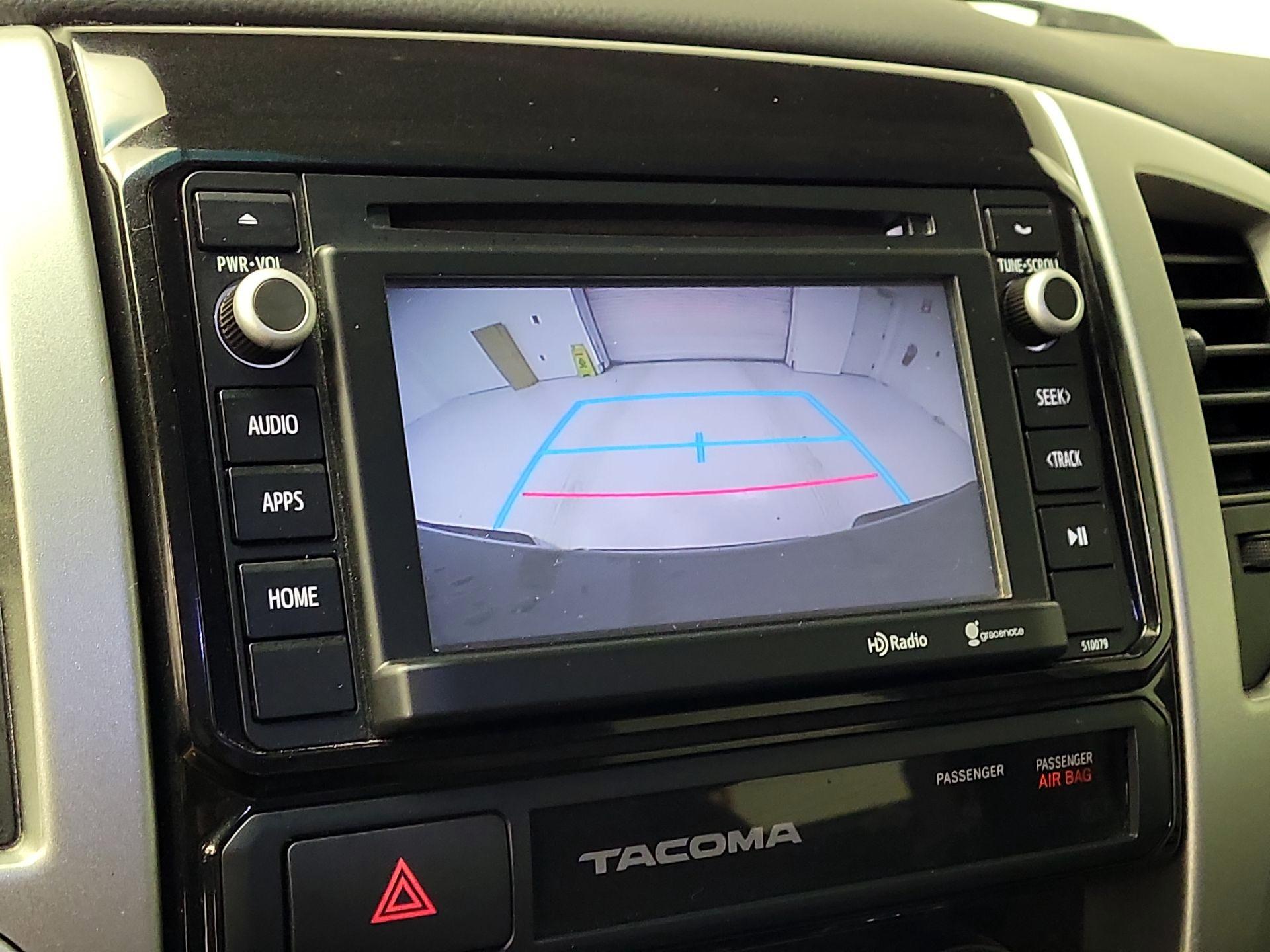 Thumbnail: 2015 Toyota Tacoma - 14