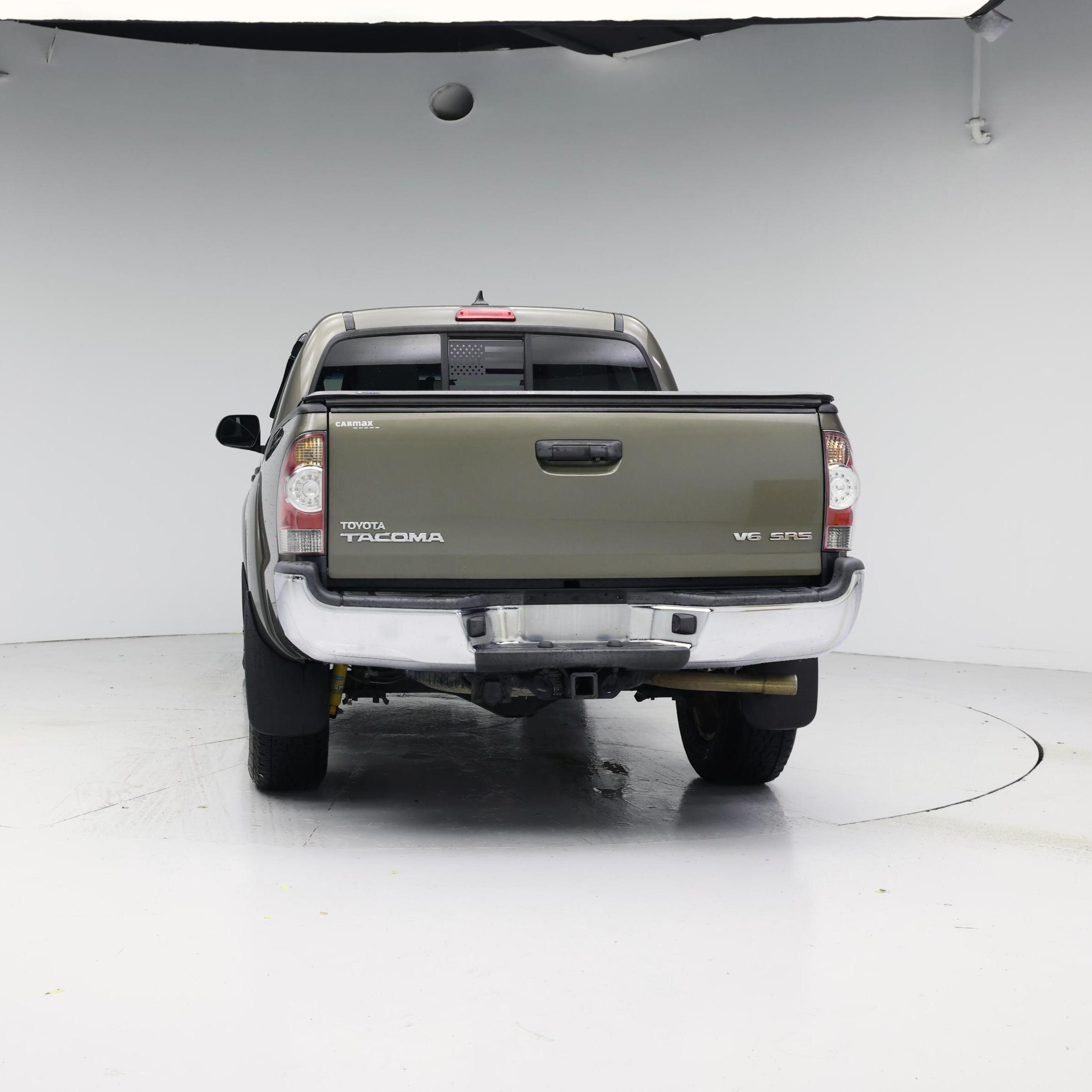 Thumbnail: 2015 Toyota Tacoma - 6
