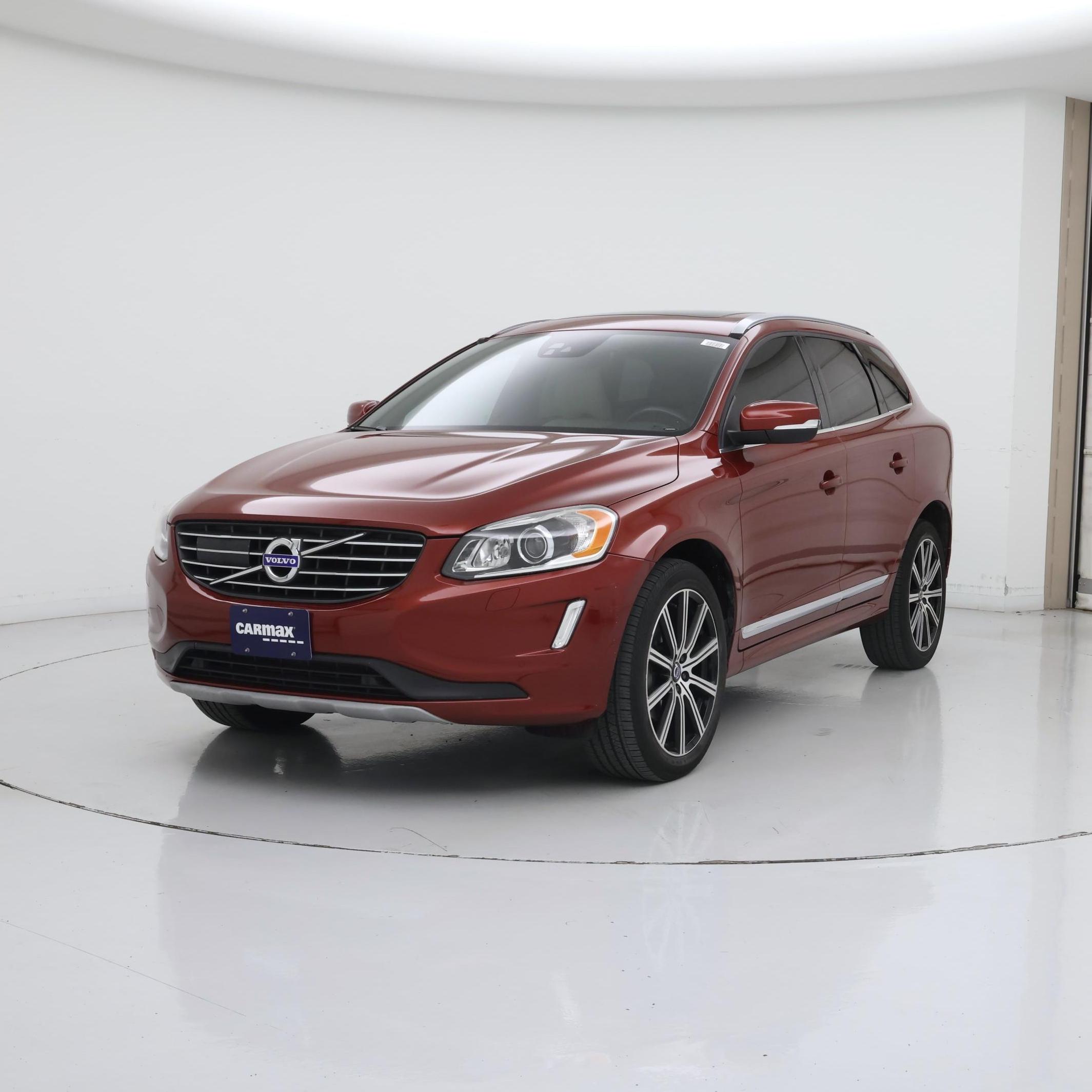 Thumbnail: 2016 Volvo XC60 - 4