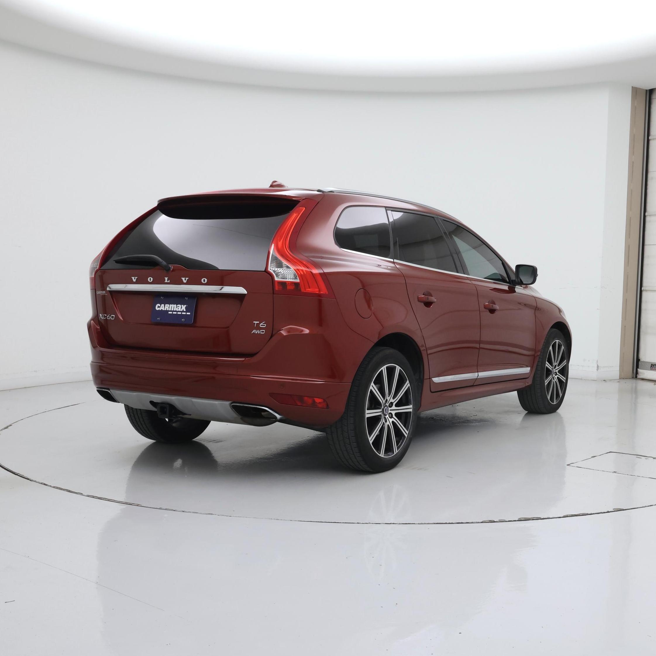 Thumbnail: 2016 Volvo XC60 - 8