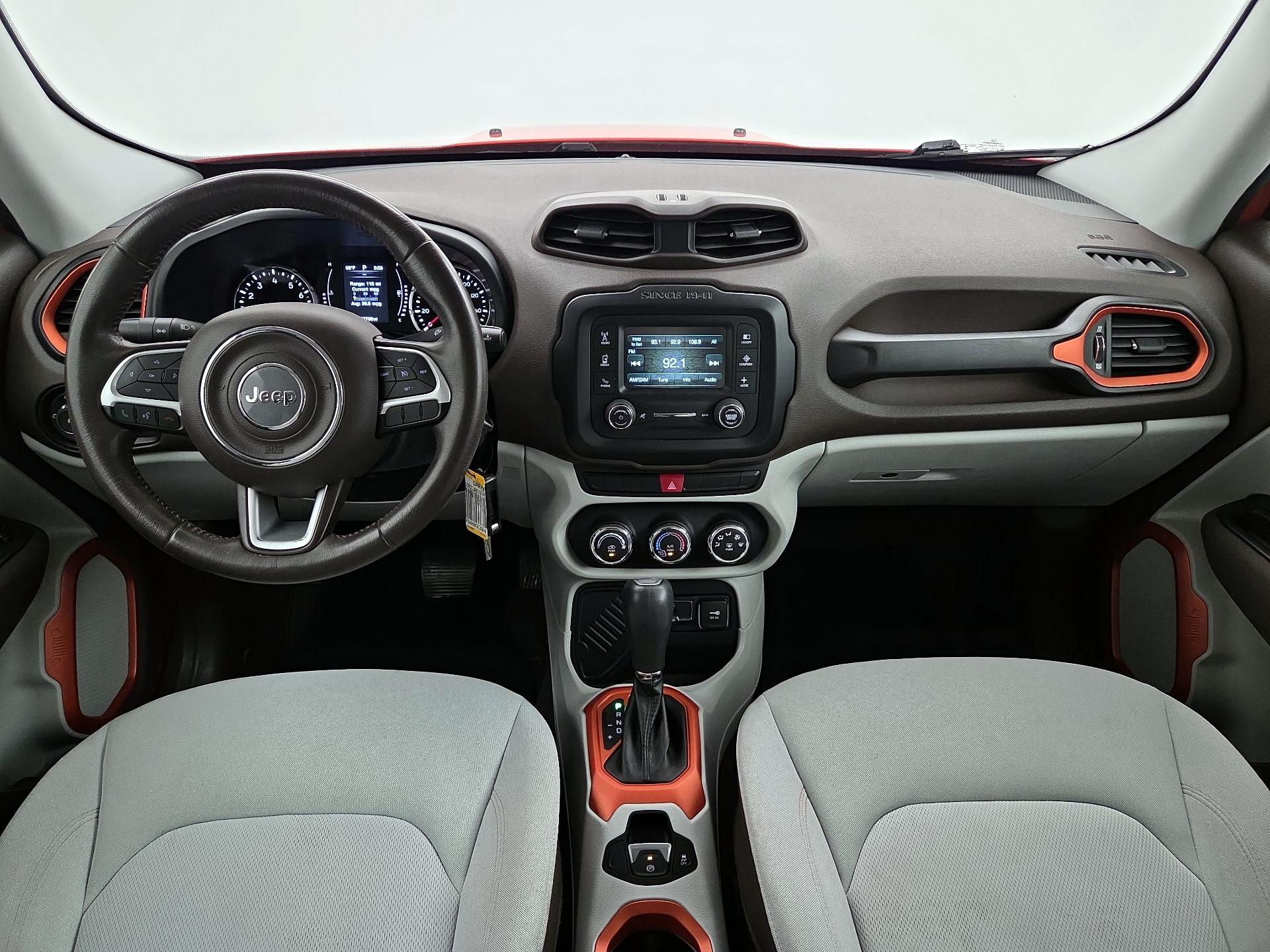 Thumbnail: 2015 Jeep Renegade - 9