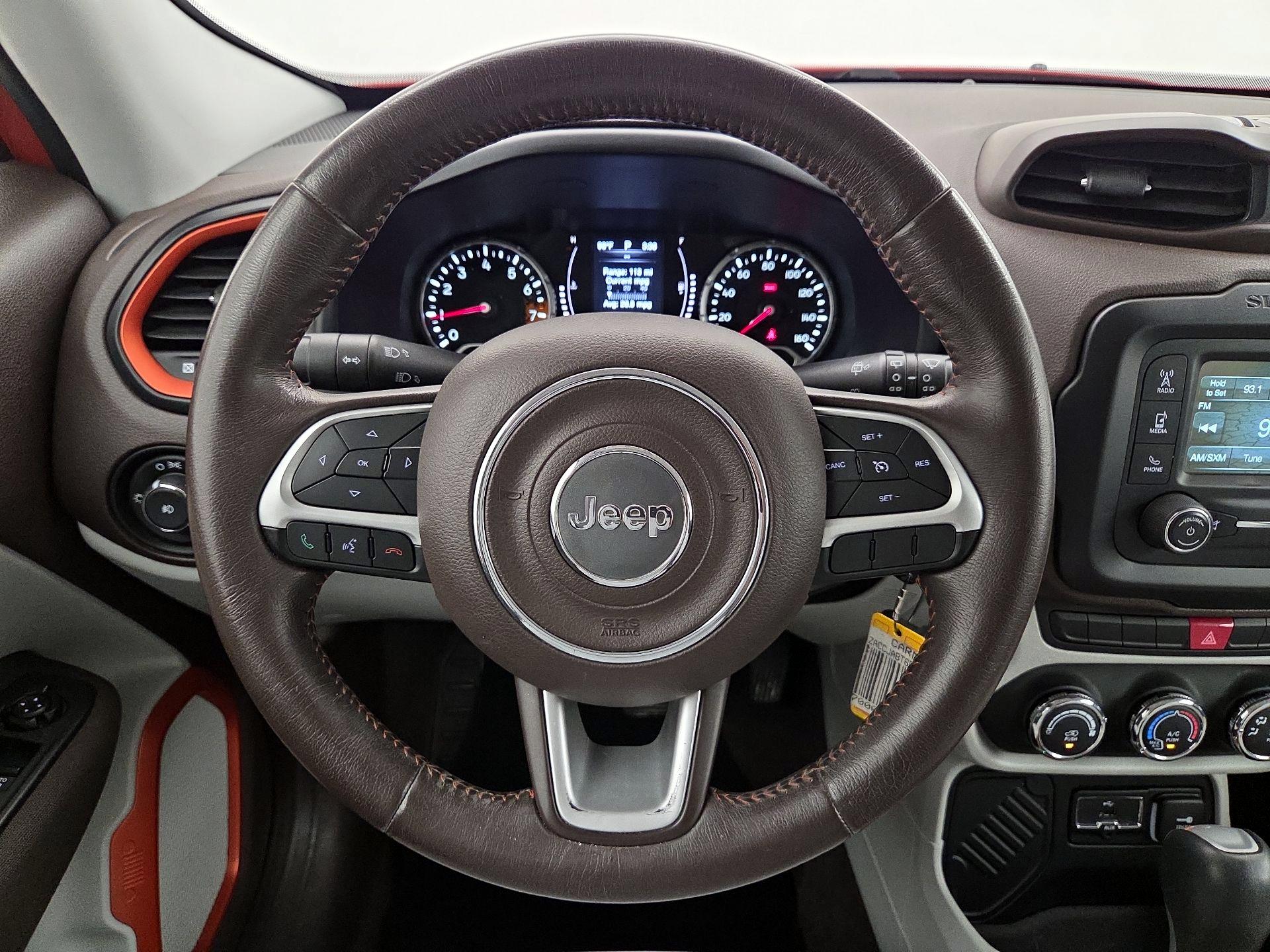 Thumbnail: 2015 Jeep Renegade - 10