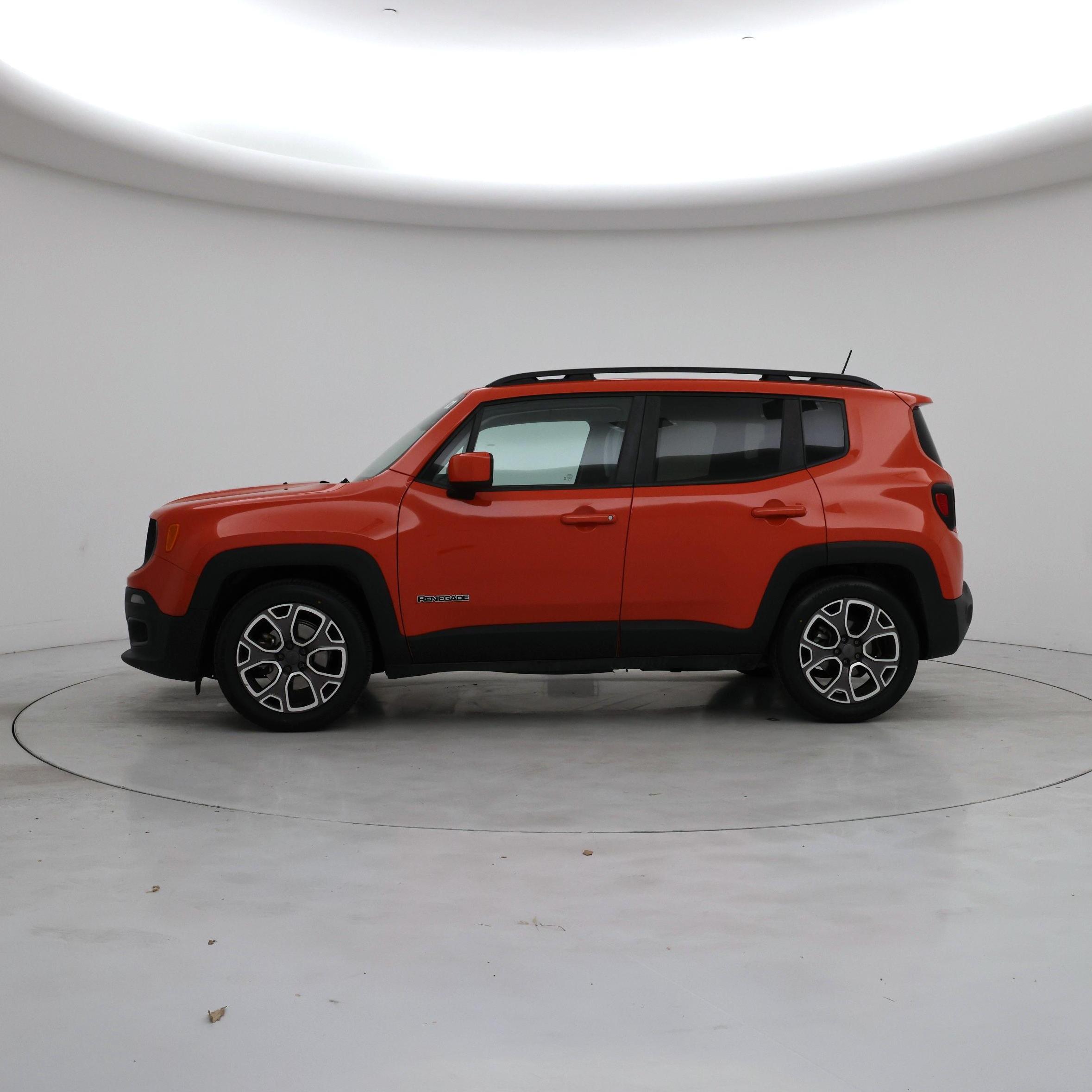 Thumbnail: 2015 Jeep Renegade - 3