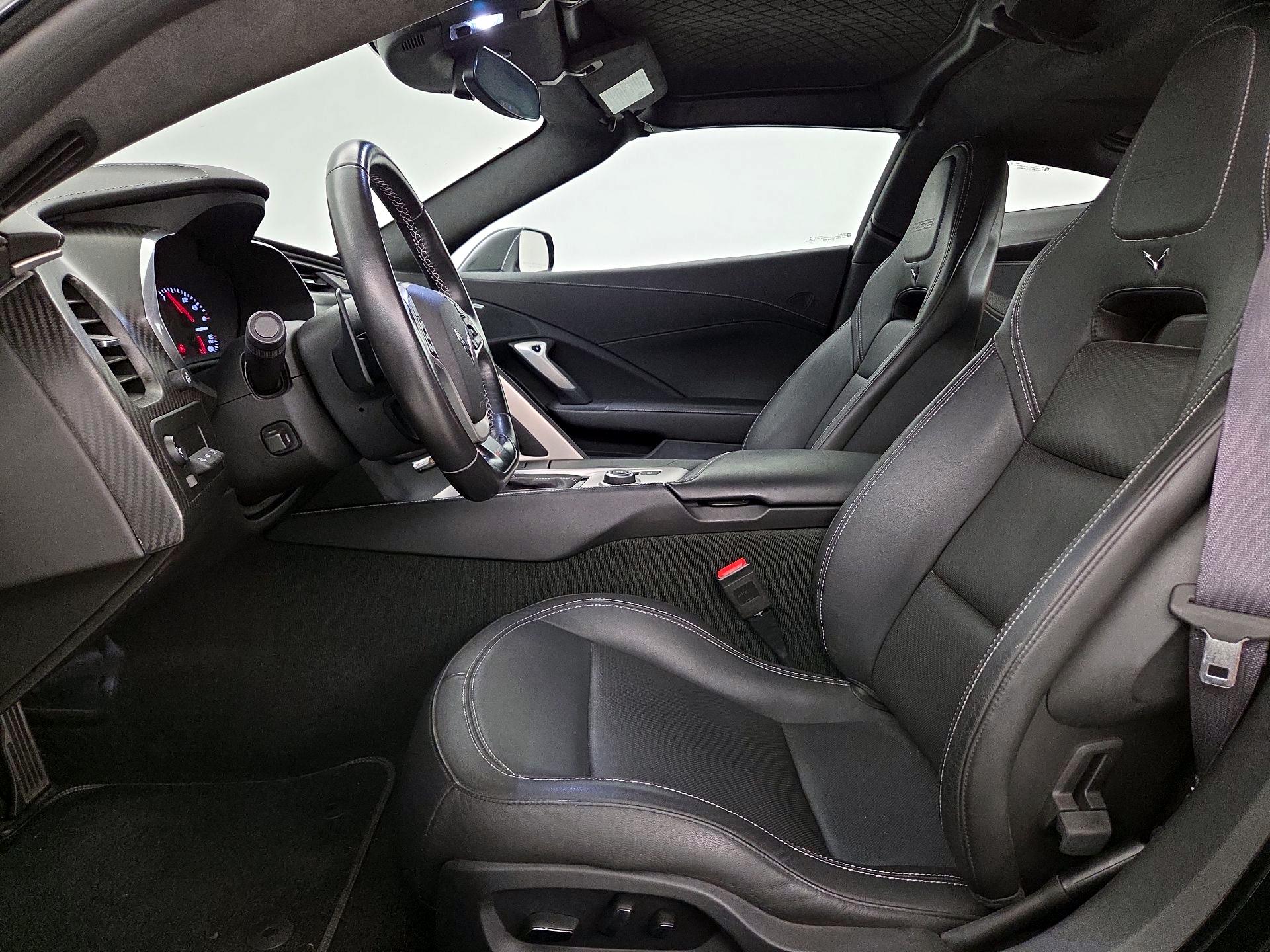 Thumbnail: 2017 Chevrolet Corvette - 11