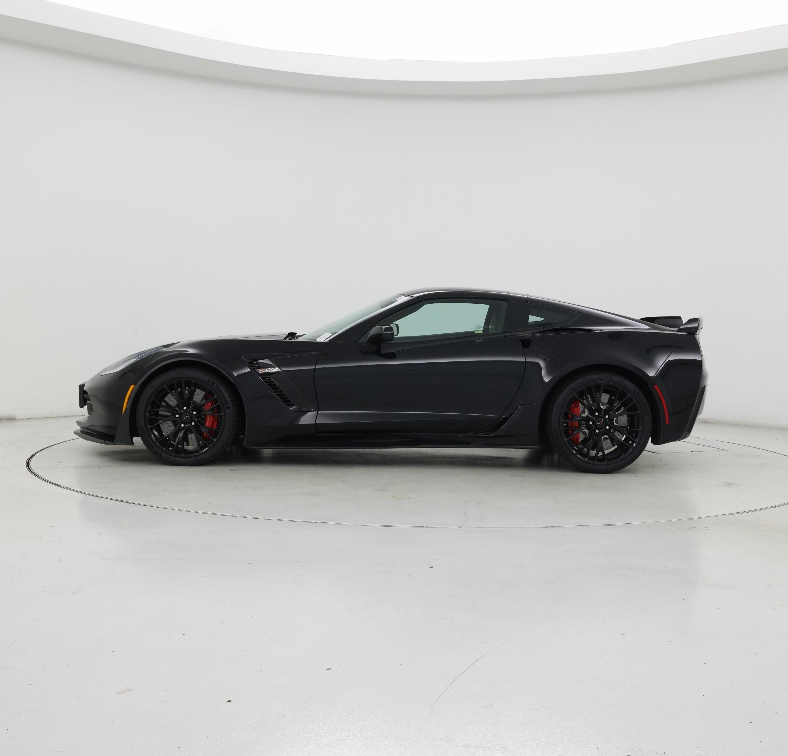 Thumbnail: 2017 Chevrolet Corvette - 3