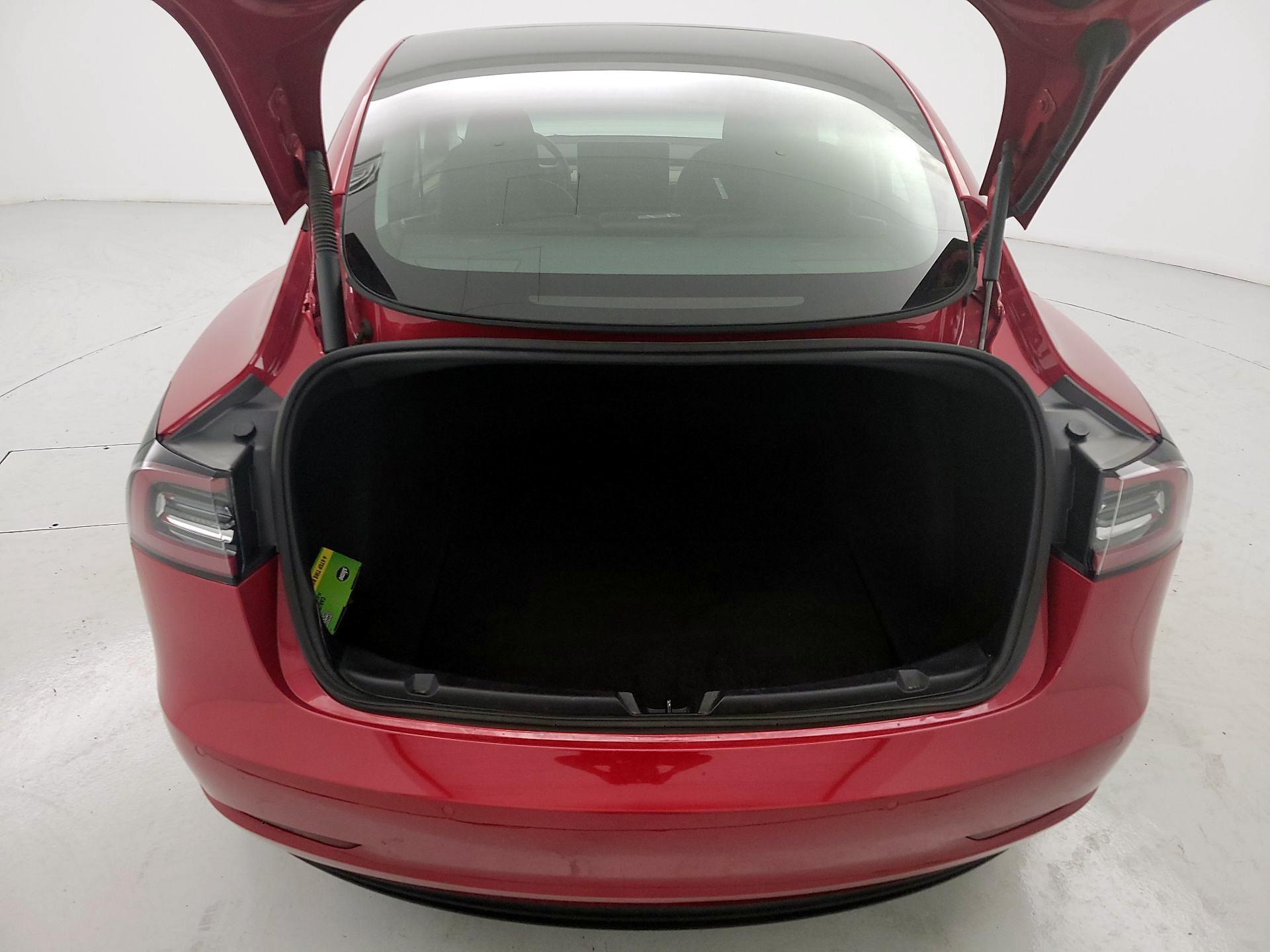 Thumbnail: 2022 Tesla Model 3 - 19