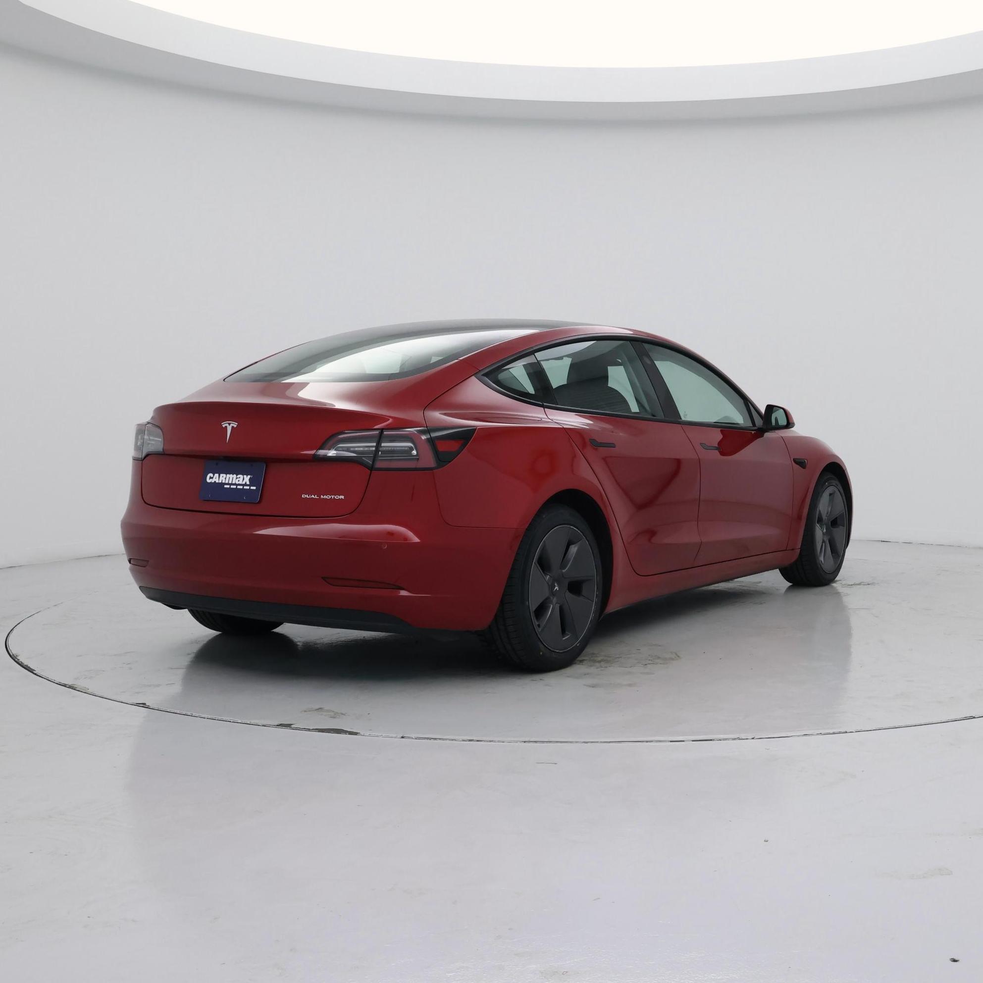 Thumbnail: 2022 Tesla Model 3 - 8