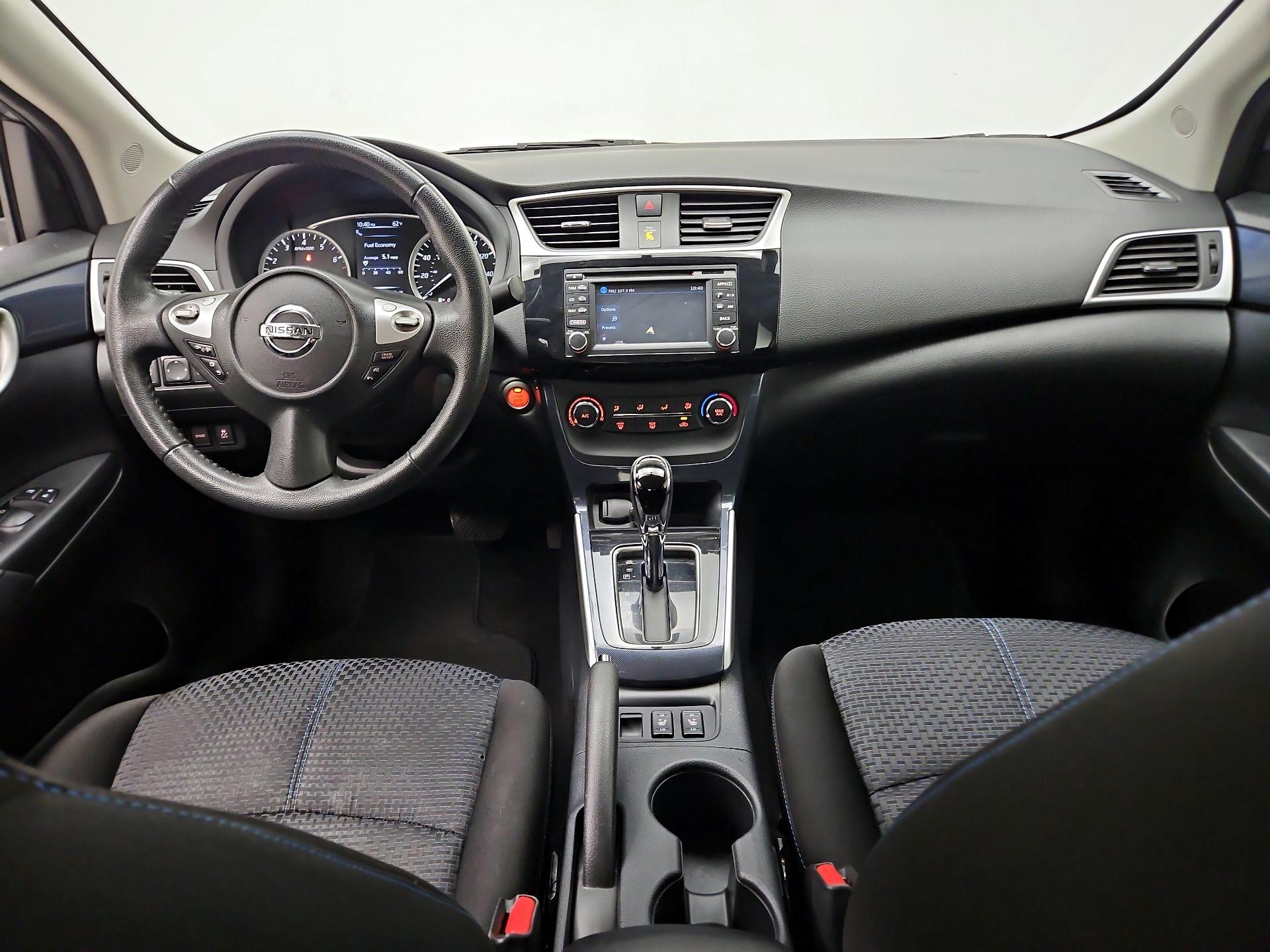 Thumbnail: 2017 Nissan Sentra - 9