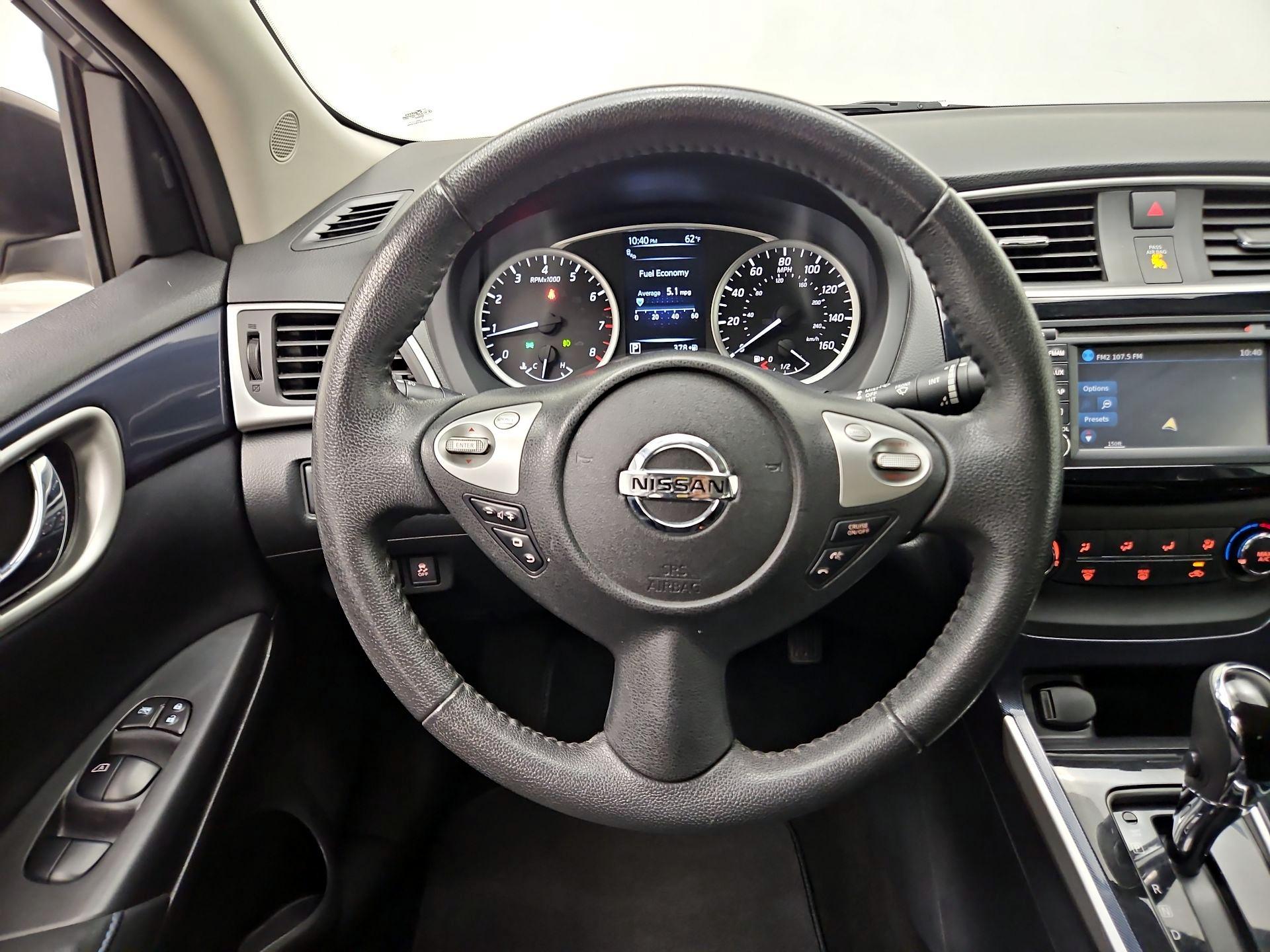 Thumbnail: 2017 Nissan Sentra - 10
