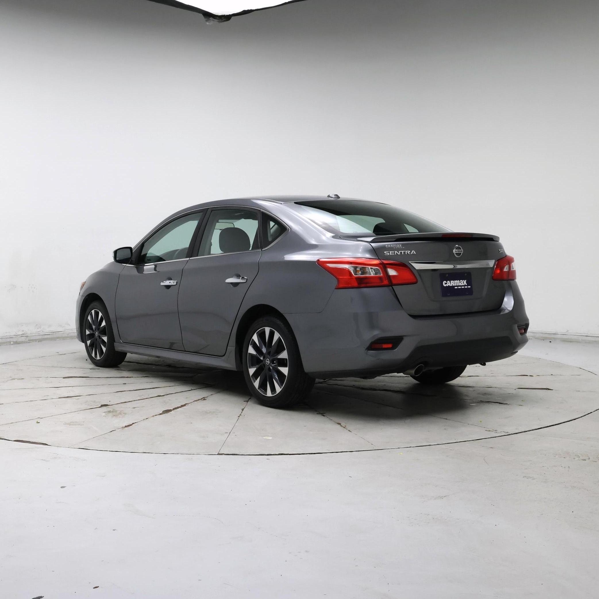 Thumbnail: 2017 Nissan Sentra - 2
