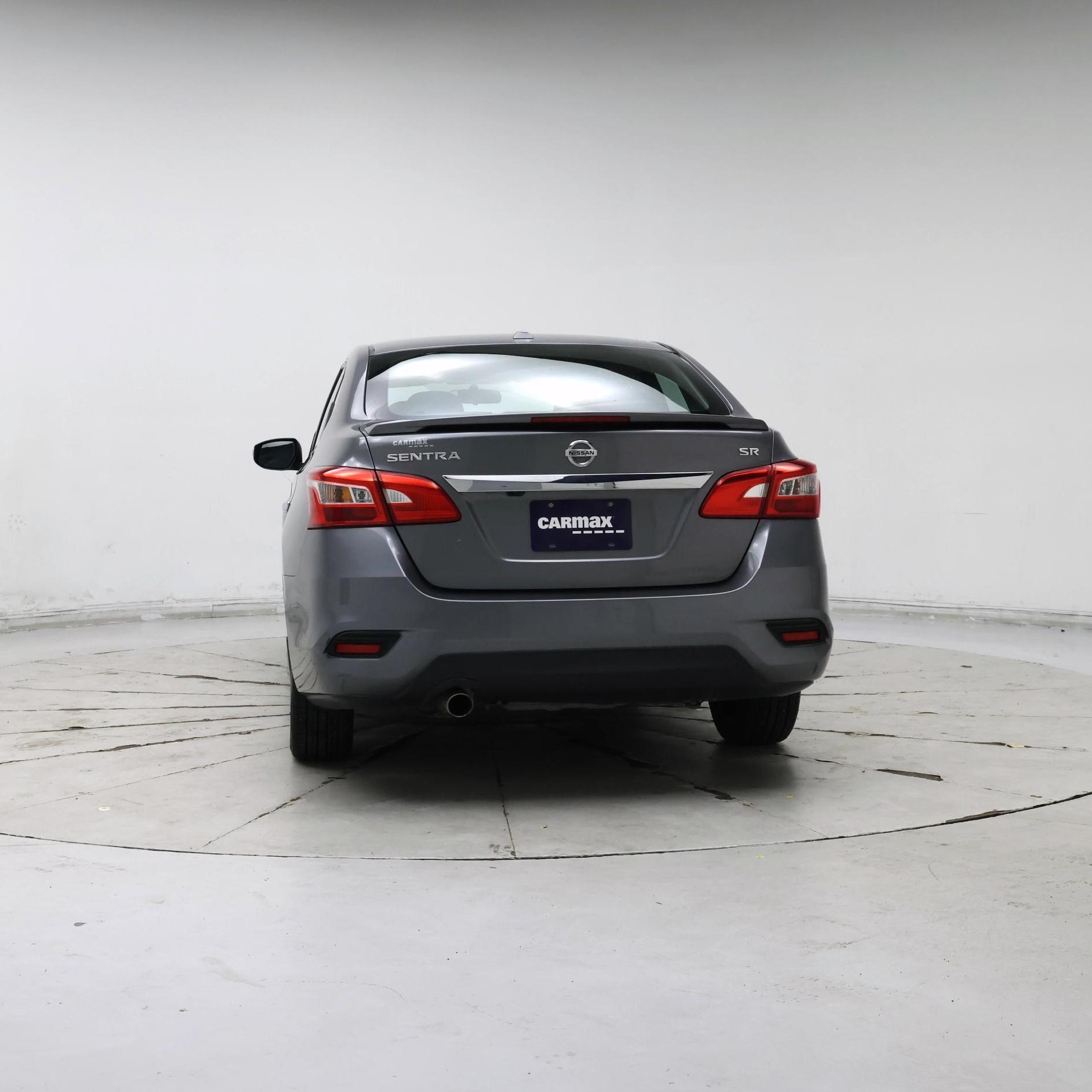 Thumbnail: 2017 Nissan Sentra - 6