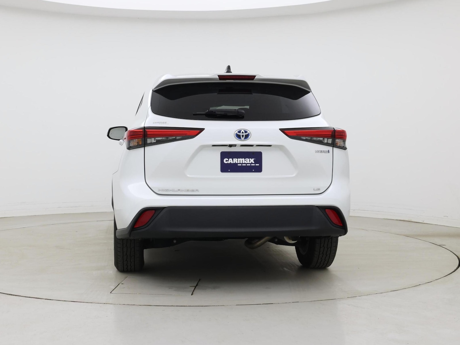 2022 Toyota Highlander LE - Photo 7