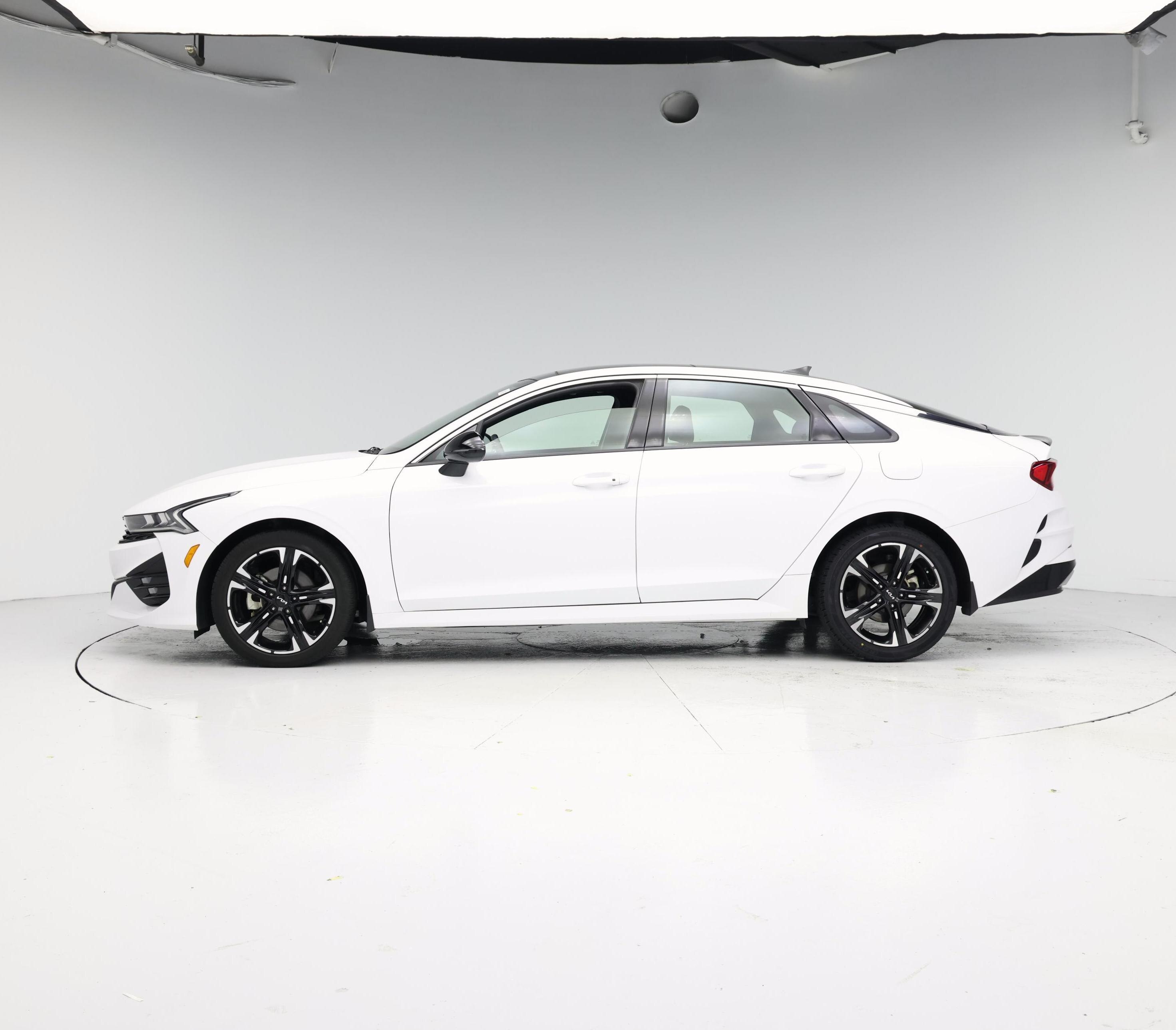 Thumbnail: 2023 Kia K5 - 3