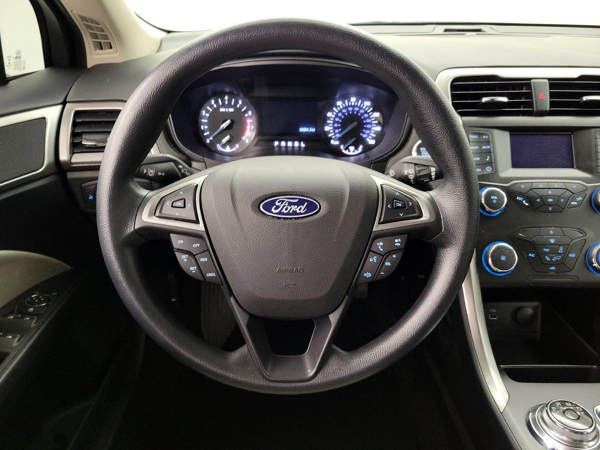 Thumbnail: 2019 Ford Fusion - 10