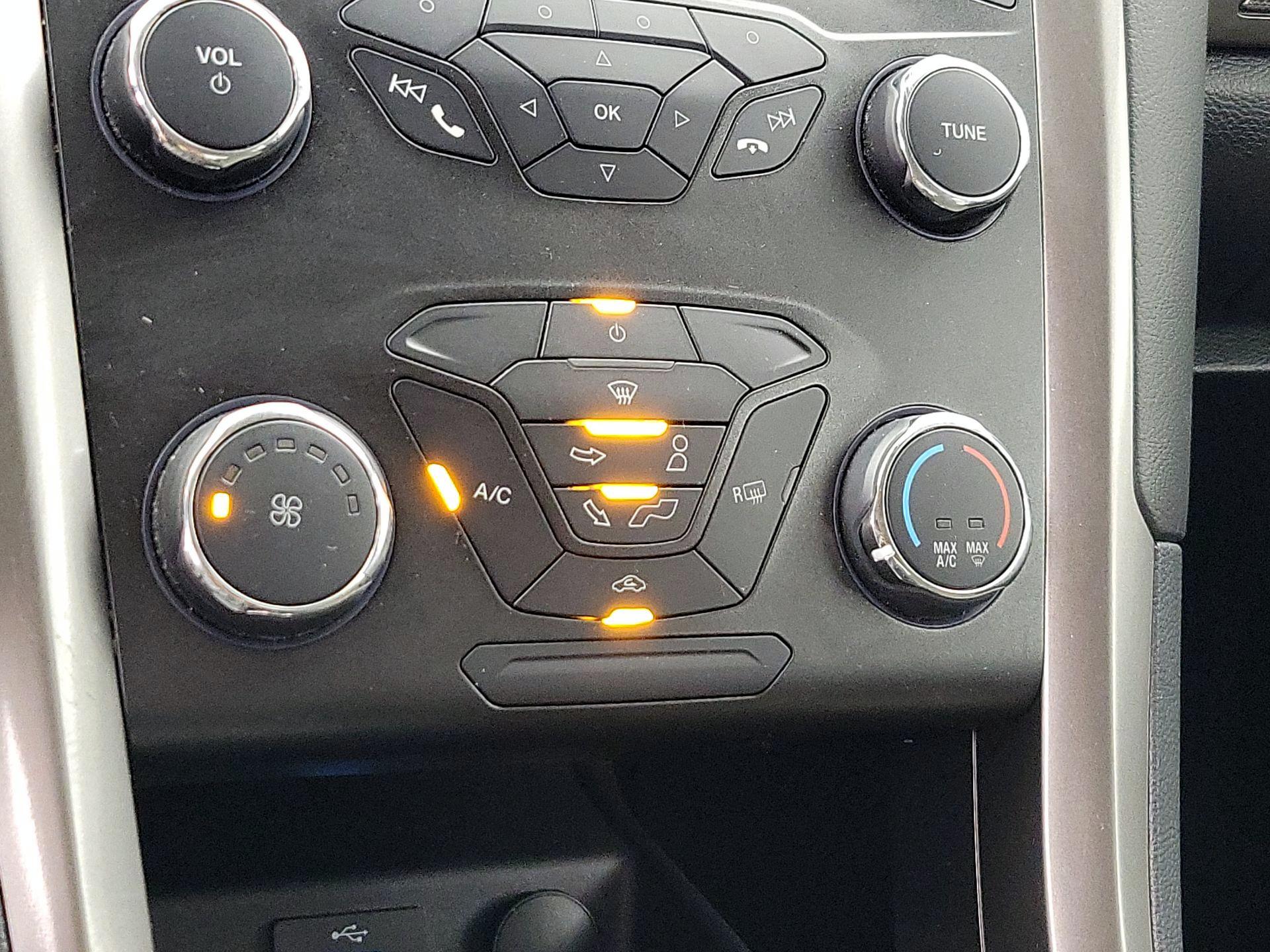 Thumbnail: 2019 Ford Fusion - 16