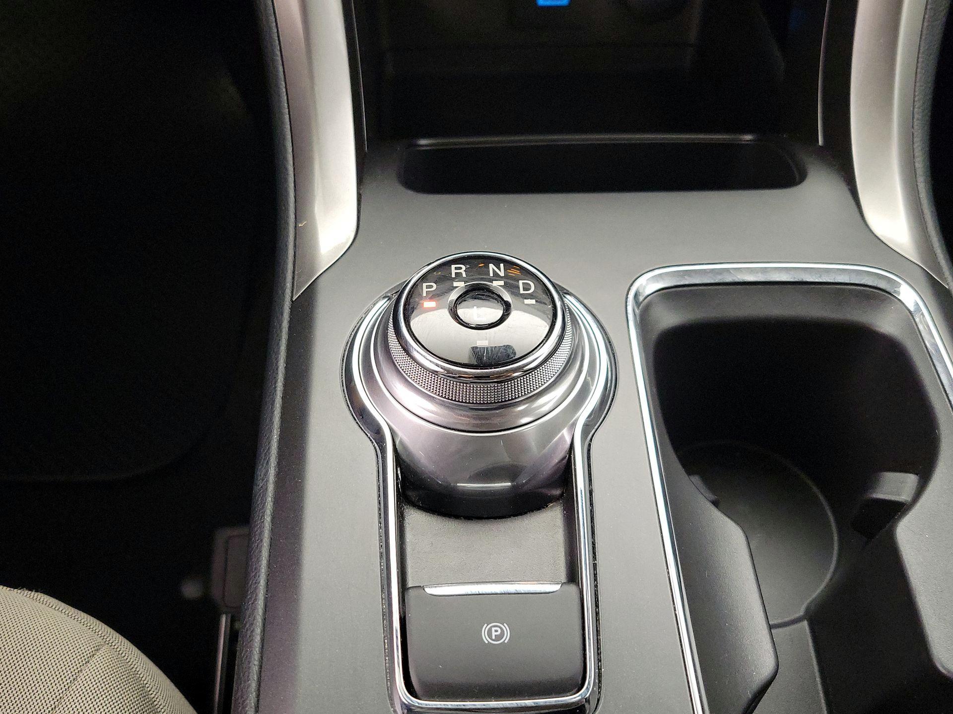 Thumbnail: 2019 Ford Fusion - 17