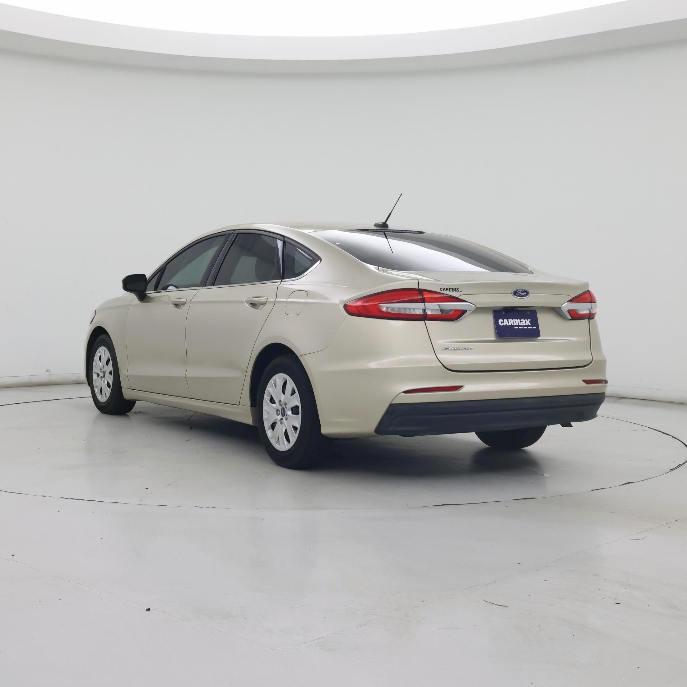 Thumbnail: 2019 Ford Fusion - 2